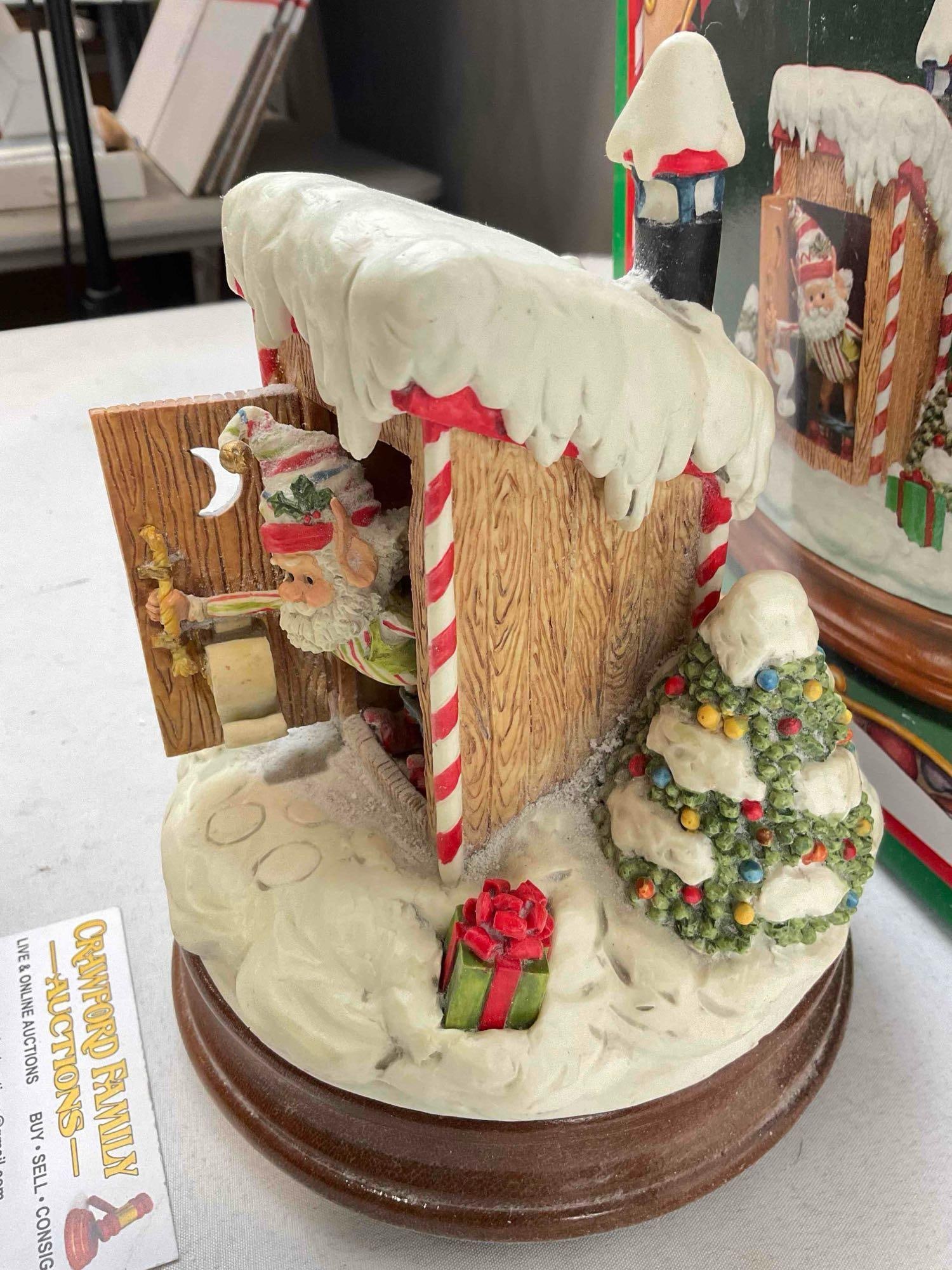 Vintage ENESCO The North Pole Village Composite Music Box in Original Box. See pics. - 3
