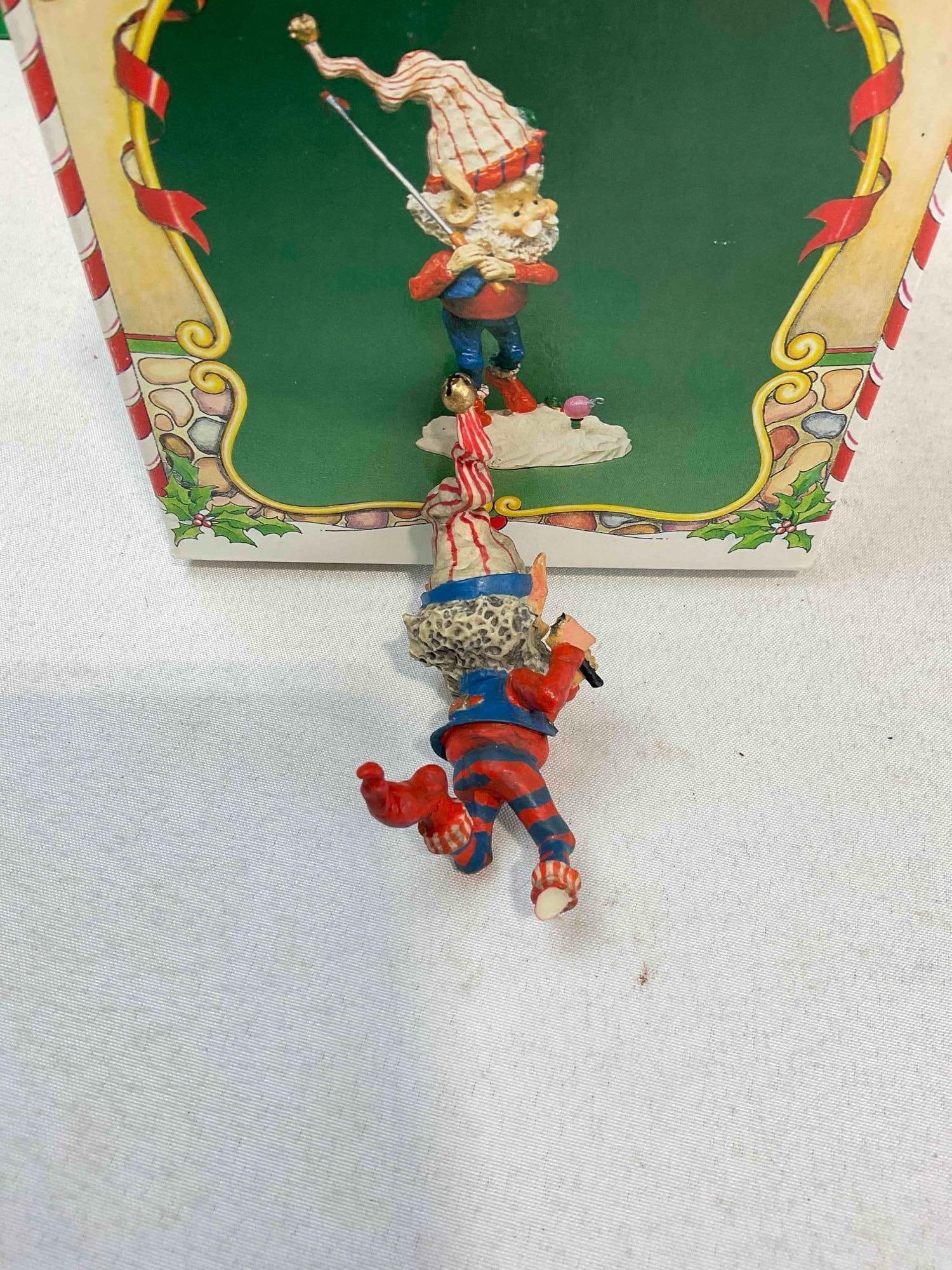 8 pcs Vintage ENESCO Composite The North Pole Village Decorative Christmas Figurines.in boxes - 6