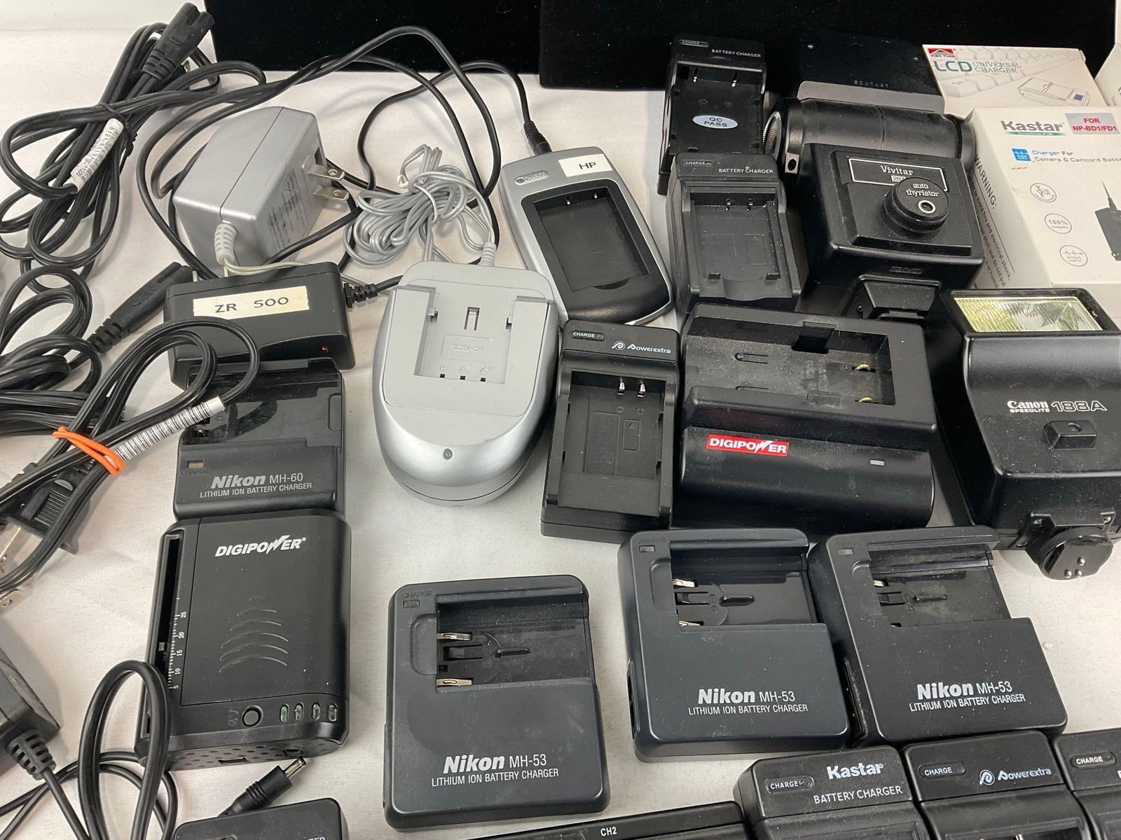Large Selection of Battery Chargers, for Cameras, Camcorders & more, Kodak, Nikon, Canon & more - 3