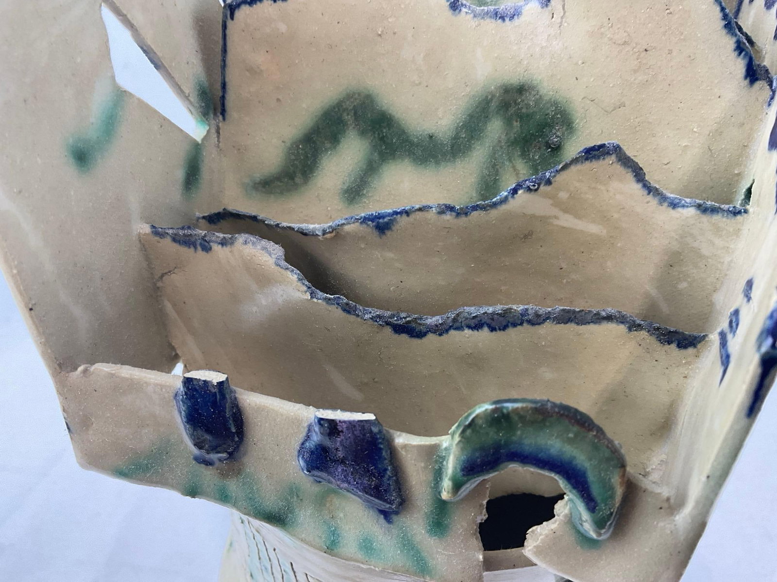 Unique Studio Abstract Art Pottery Vase, Offwhite w/Blue & Green handpainted Details - 7
