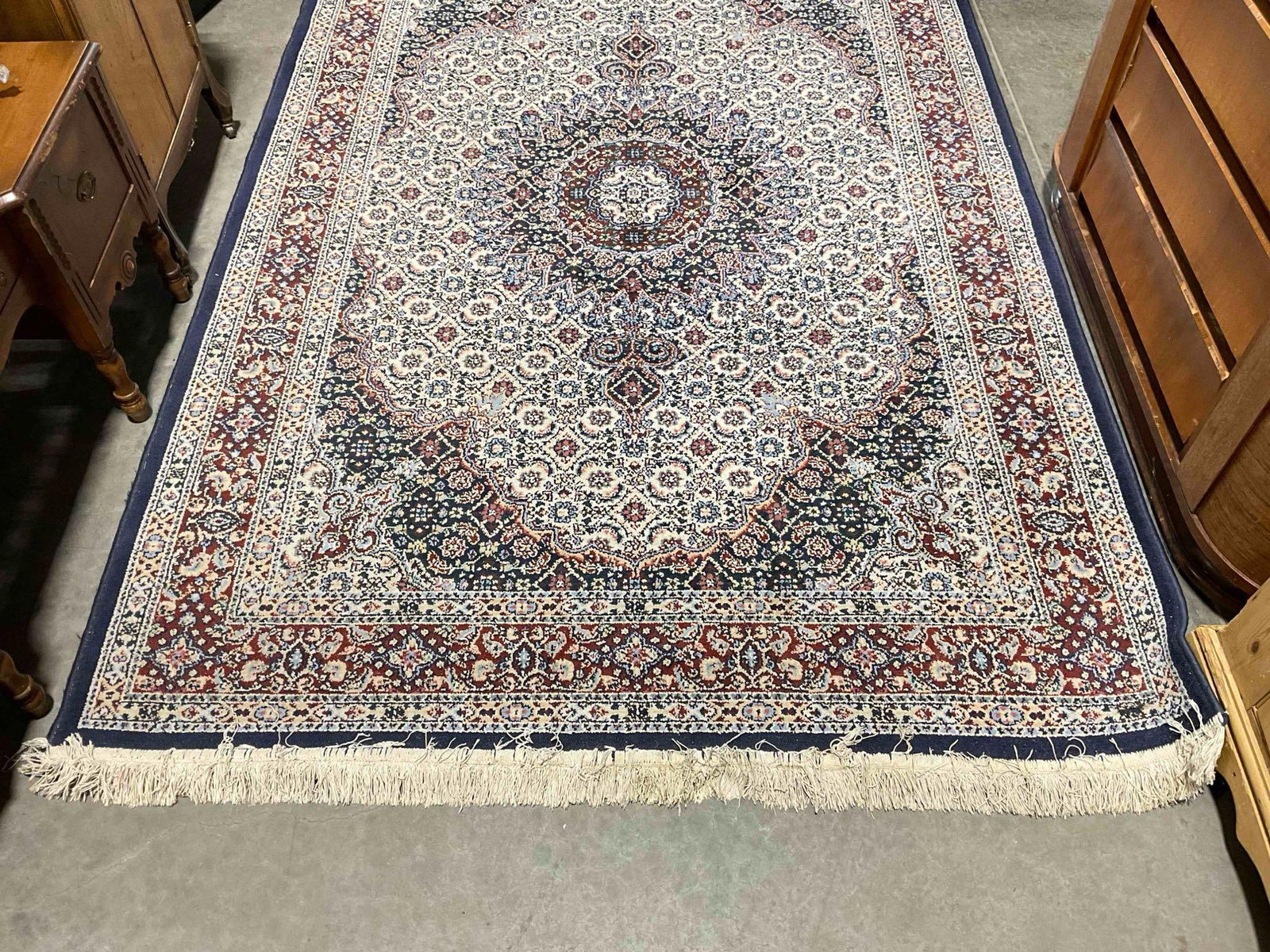 The Museum Collection by Oriental Weavers Group Acrylic Pile Red/Blue/White Rug. 97" x 63" - 4