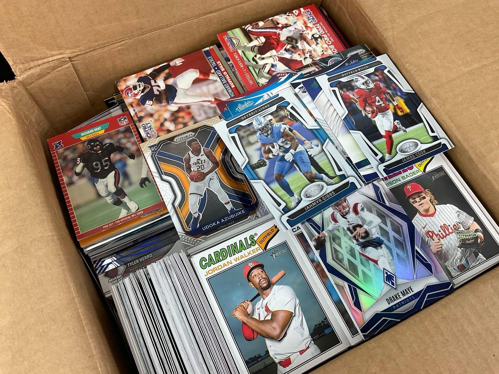 Variety of Sports Cards, largely Football, NFL Pro Set, Score, Heritage, Absolute Football, & more - 3