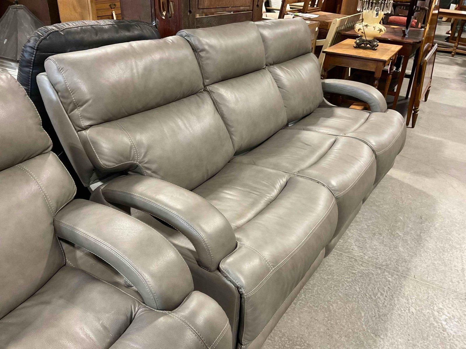 Power Recliner Couch w/ 3 Seats & Gray Leather Upholstery. Tested, Works. See pics. - 4