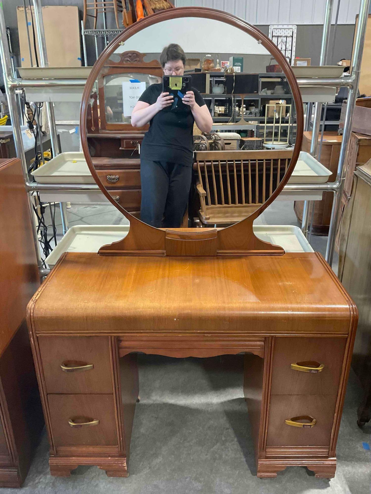 Handsome Antique Art Deco Waterfall Style Vanity w/ Standing Mirror & 4 Dovetailed Drawers.: Handsome Antique Art Deco Waterfall Style Vanity w/ Standing Mirror & 4 Dovetailed Drawers. Looks to be a walnut veneer. Drawer knobs might be Bakelite or other vintage plastic. Has scrapes and
