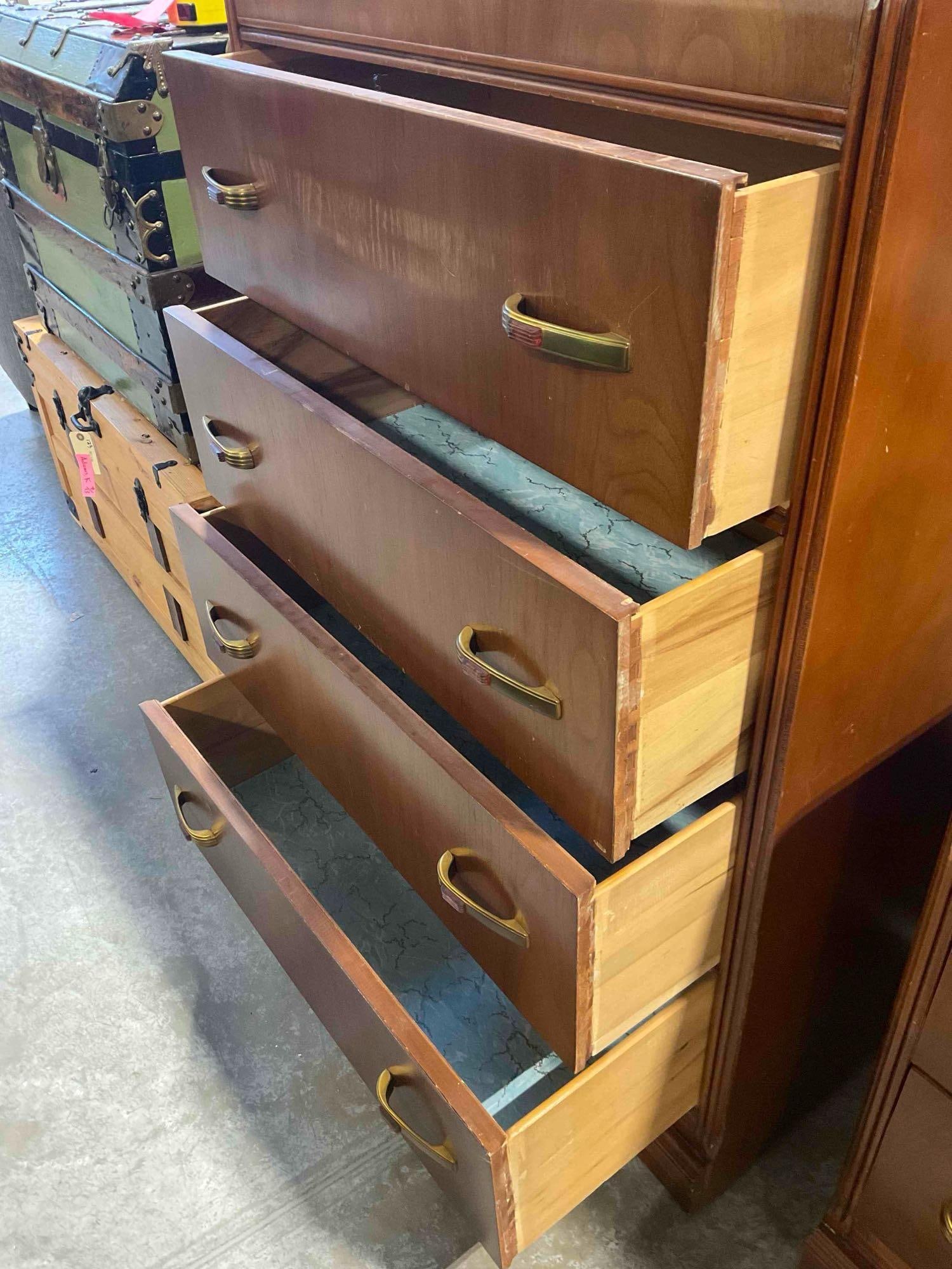 Handsome Antique Art Deco Waterfall Style Dresser w/ 4 Dovetailed Drawers & Bakelite? Details. - 7