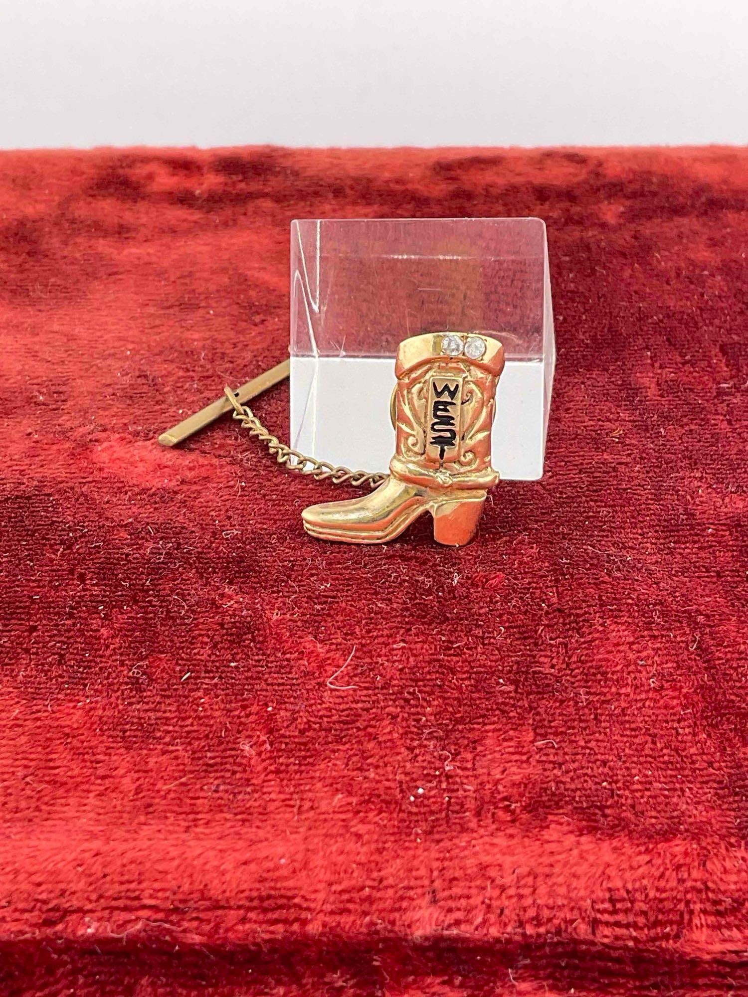 14K gold Men's Cowboy boot tie tack w/ 2 diamonds, Total weight 3.80 grams without backing: c-6620 Weight does include non gold pin to attach to the backing , tie tack was acid tested held strong at 14K Diamonds were tested positive using a diamond tester 