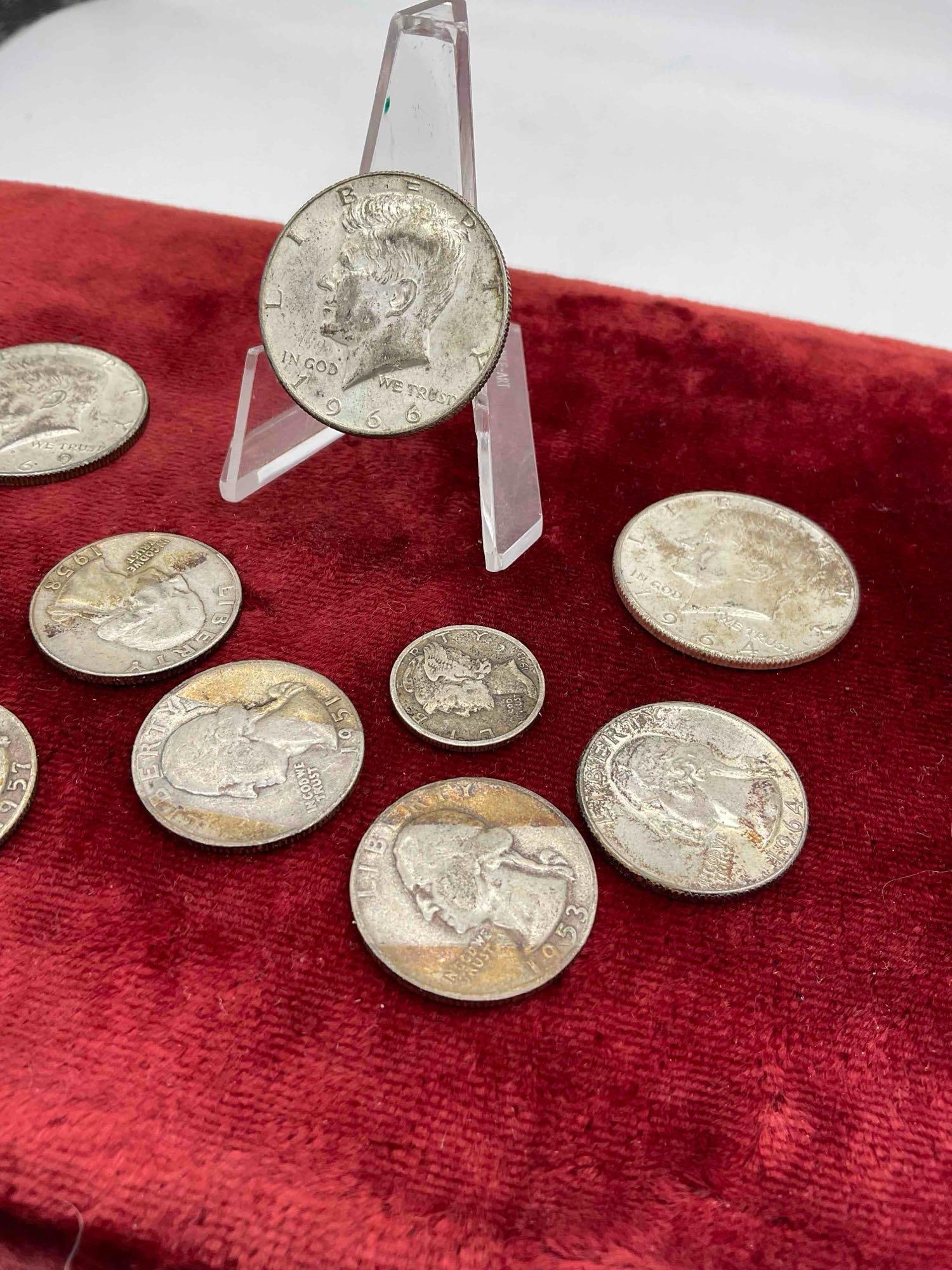 10 X Silver coins, 3x Kennedy halfs 1969, 66, & 64/ 6x Washington Quarters 1953 to 1964 + 1943 dime - 2
