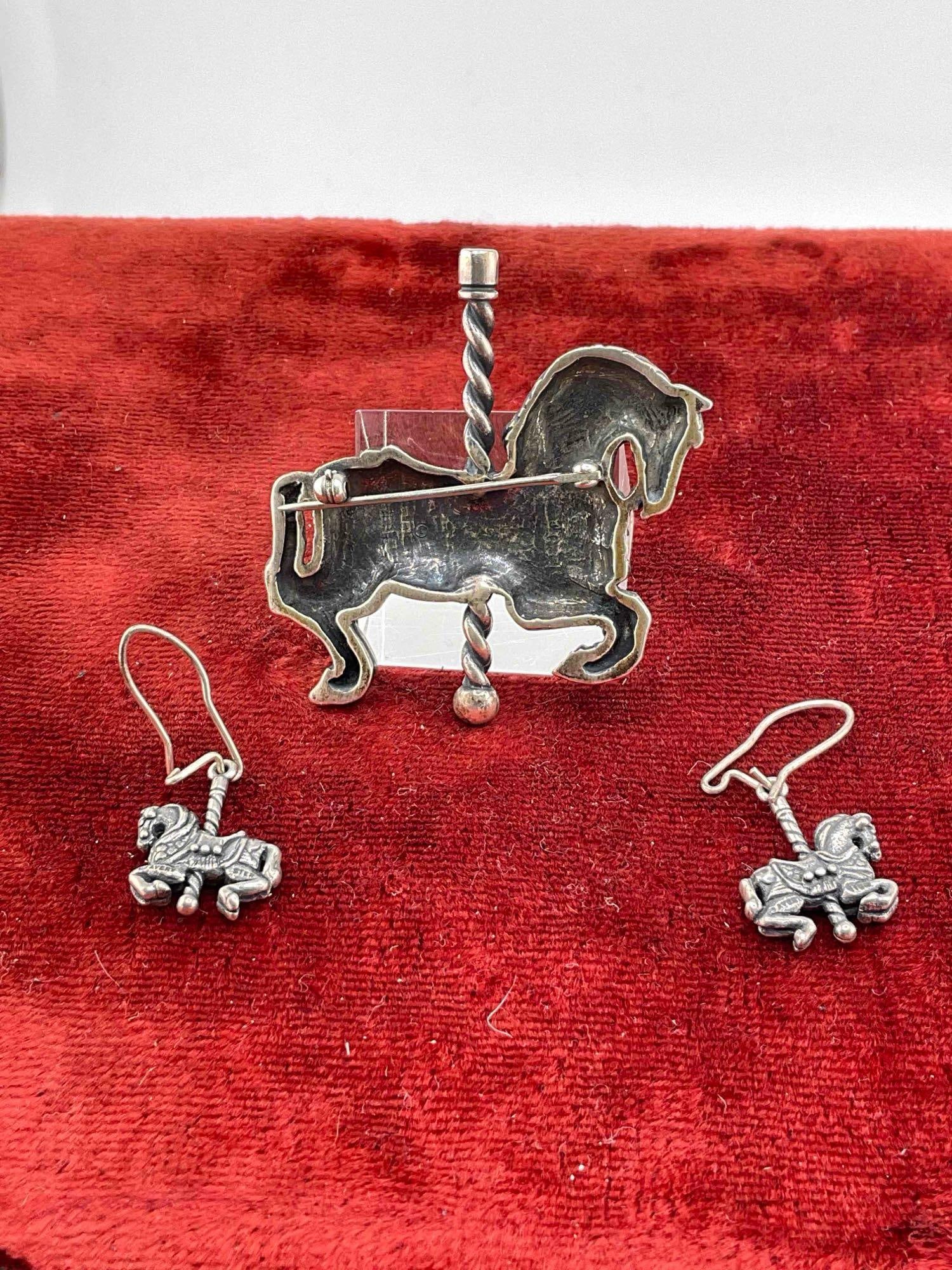 Extremely Rare Mid century James Avery Sterling Silver Carousel Horse Brooch W/ matching earrings - 2