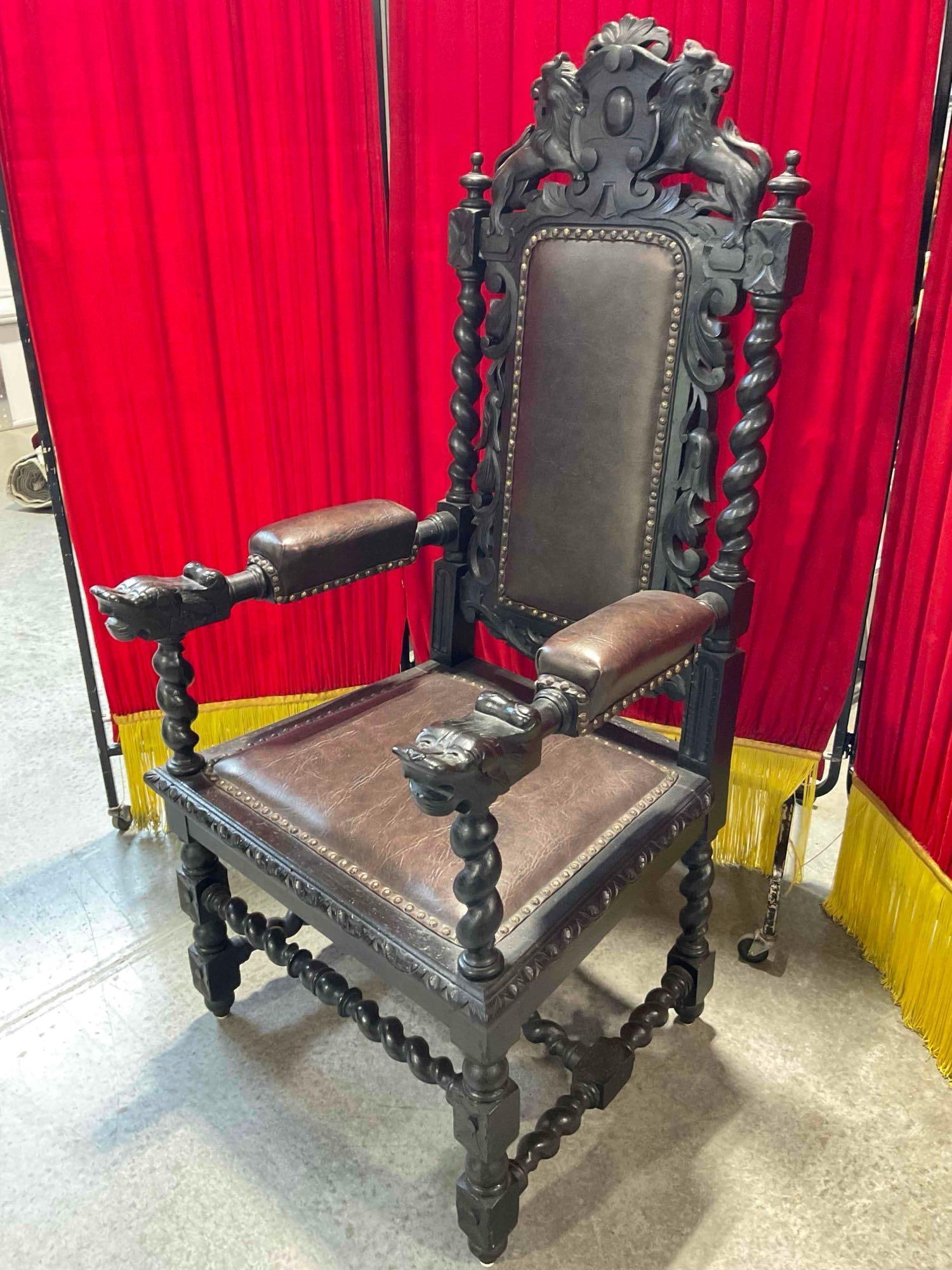 Antique 18/19th Cent.European Renaissance, Boroque Carved Dark Wood Throne Chair w/ Lion Details. - 4