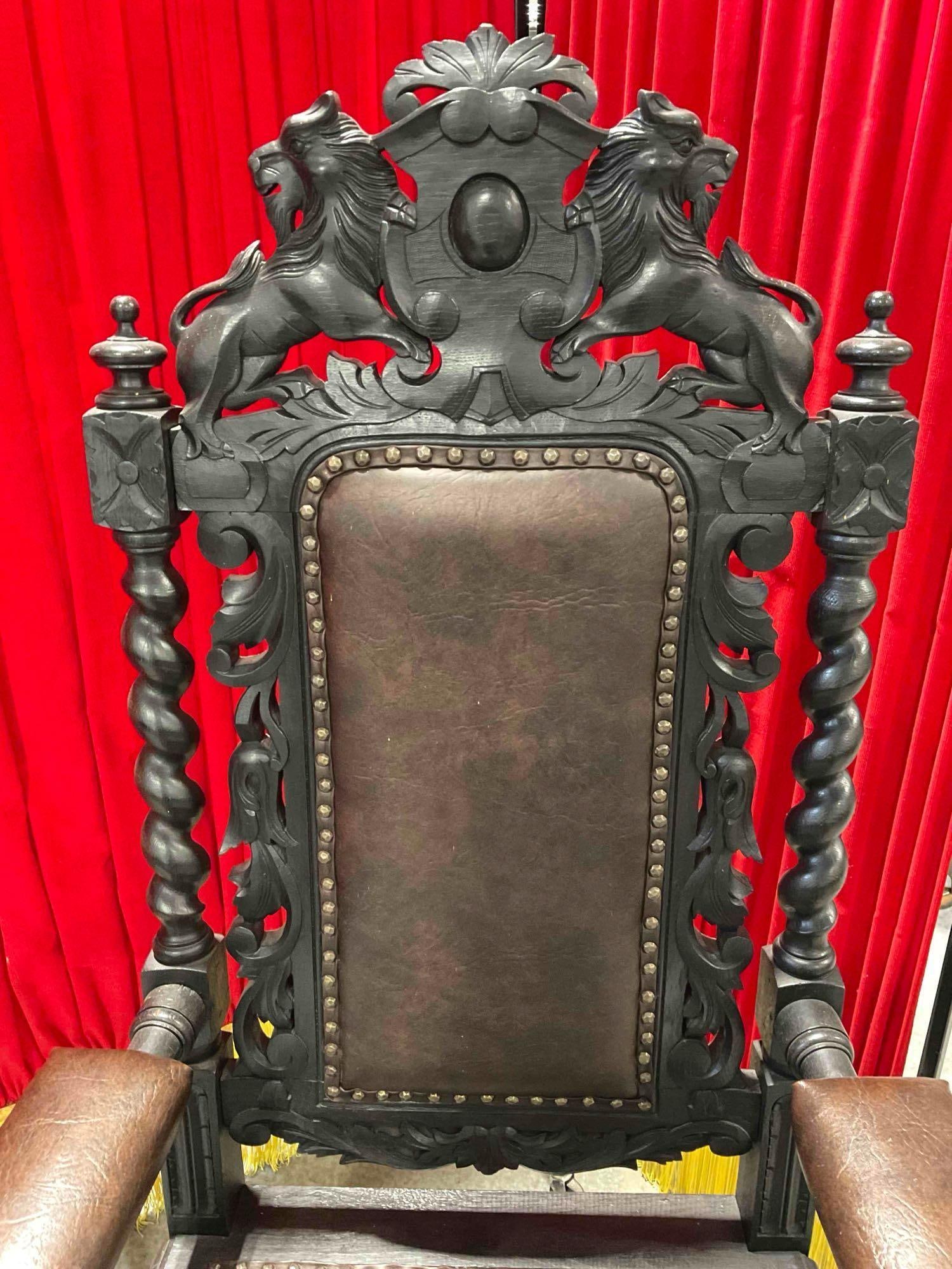 Antique 18/19th Cent.European Renaissance, Boroque Carved Dark Wood Throne Chair w/ Lion Details. - 5
