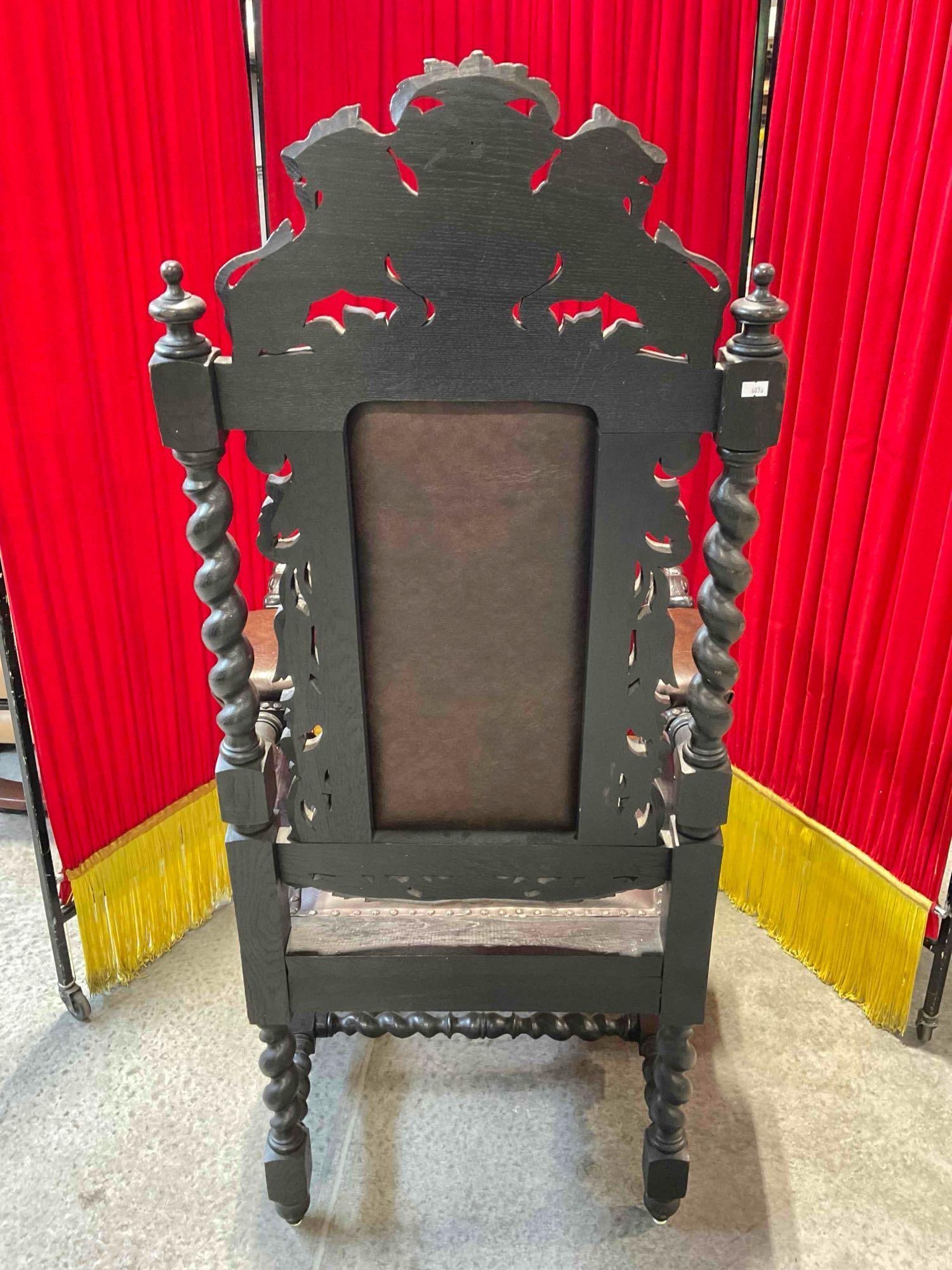 Antique 18/19th Cent.European Renaissance, Boroque Carved Dark Wood Throne Chair w/ Lion Details. - 7