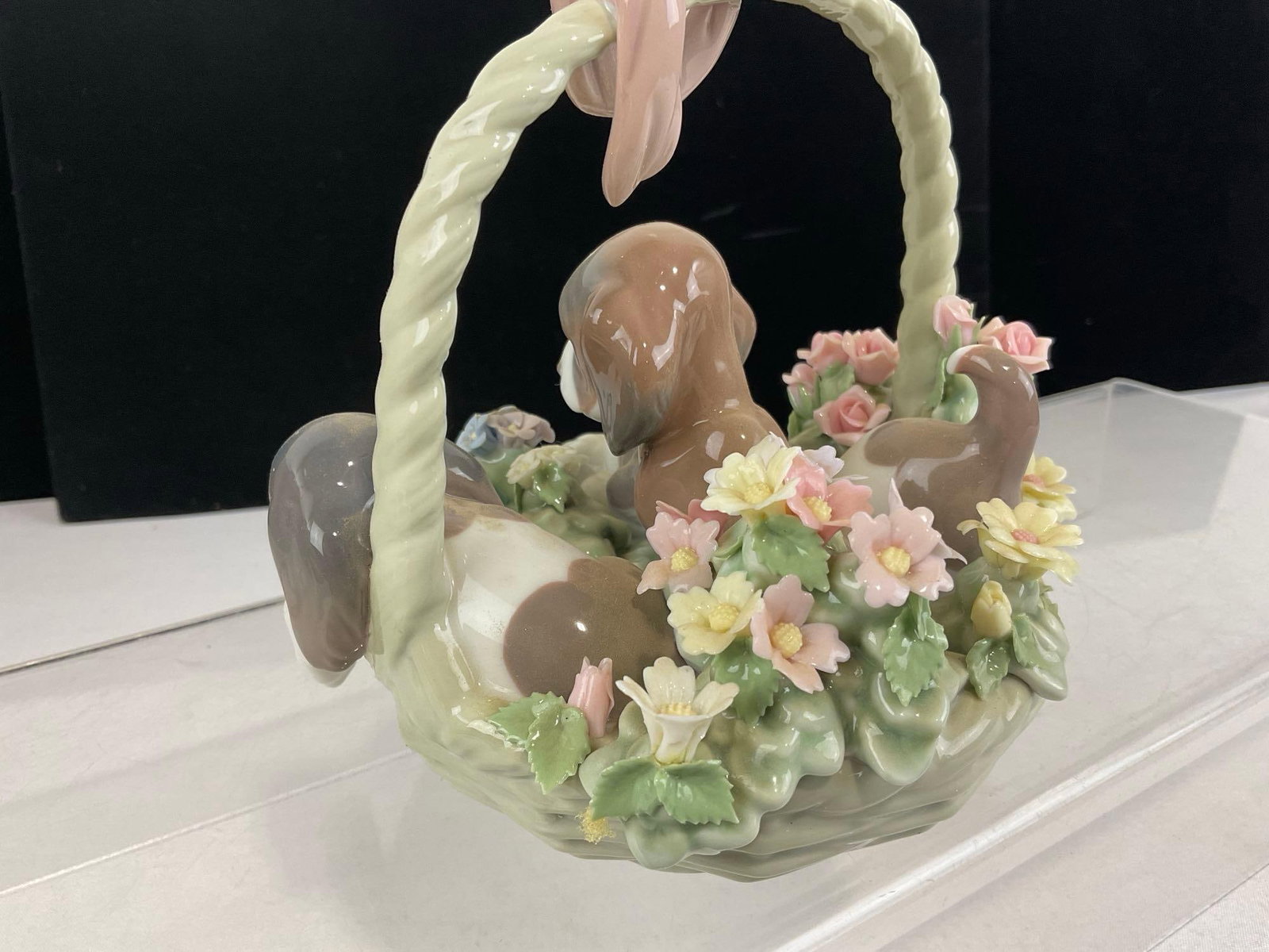 Rare LLADRO Glazed Porcelain Figurine in box, Retired #01441 A Litter of Love, 7h x 6w x 5d in - 5