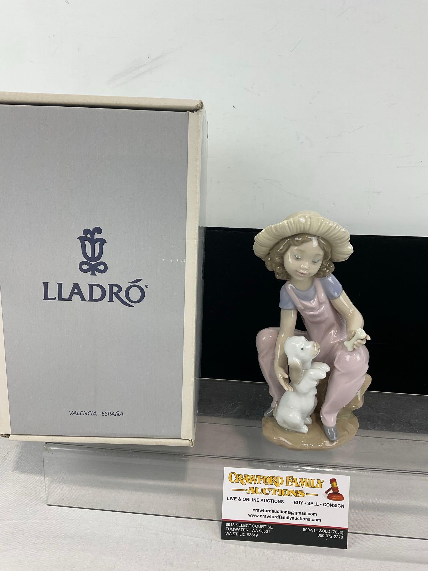 LLADRO Glazed Porcelain Figurine in box, #06680 Friends Forever, with OG Box 7x5x5 inches: Issued Nov. 13 1999, as a special event release, retired shortly after. See pics for condition. The box measures approx 7h x 10w x 7d inches. E-6710 Valued 75 to 150