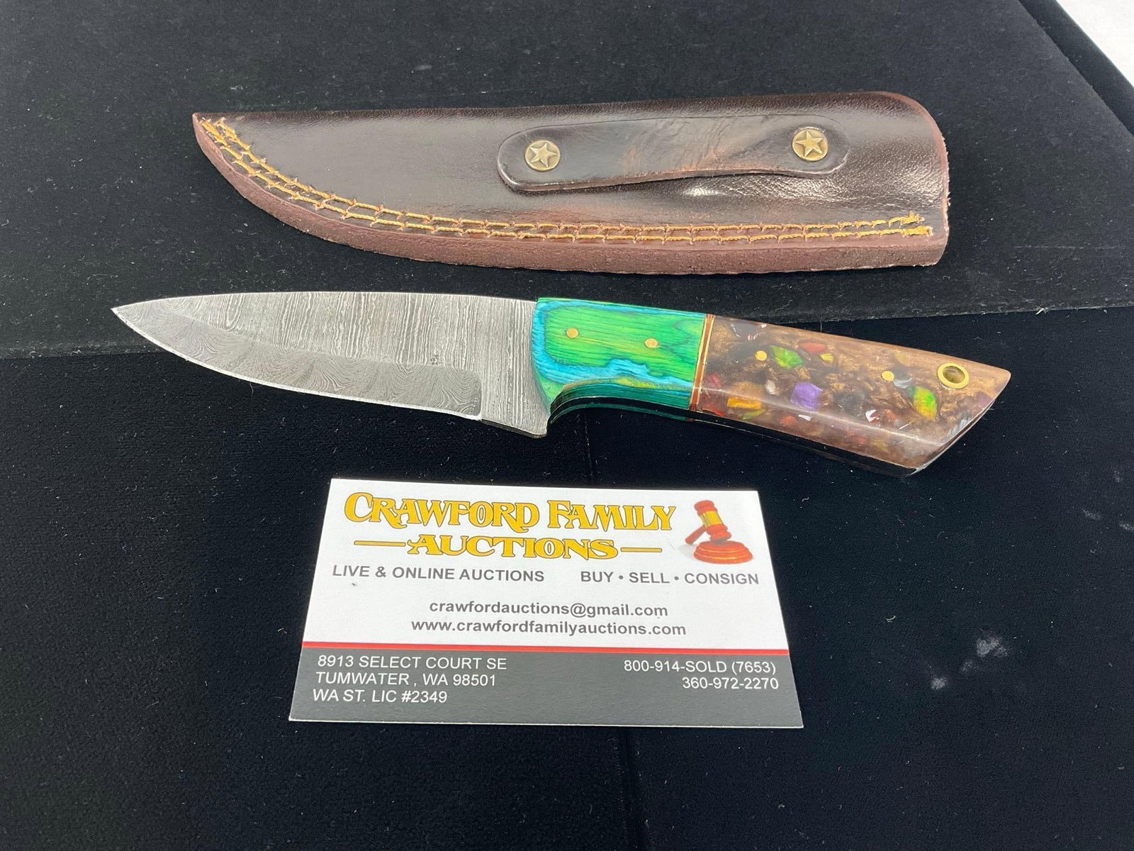 Damascus Steel Knife w/Tinted Wood & Mixed Resin Handle, w/Leather Sheath: All these knives are from the same collection. See pics for condition. Blade measures approx 3 inches. Measures approx 10h x 3w x 2d inches. E-3440