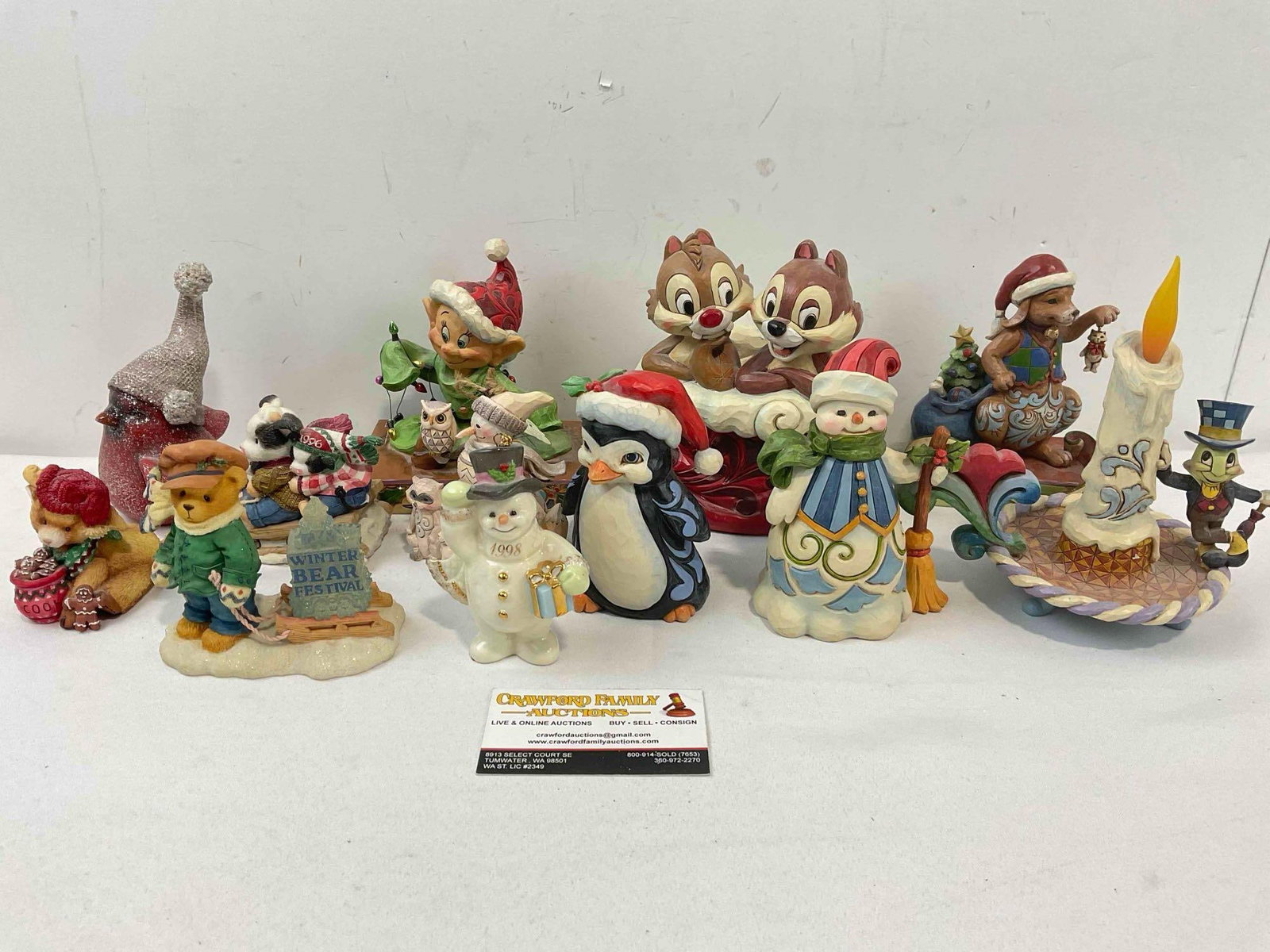 12 pcs Christmas Decorative Figurines, incl. Disney by Jim Shore, Vintage Lenox & More!: 12 pcs Christmas Decorative Figurines, incl. Disney by Jim Shore, Vintage Lenox & More! Also includes Cherished Teddies, ENESCO & Mary's Mini Moos. Jim Shore includes 4060104, 4057938,
