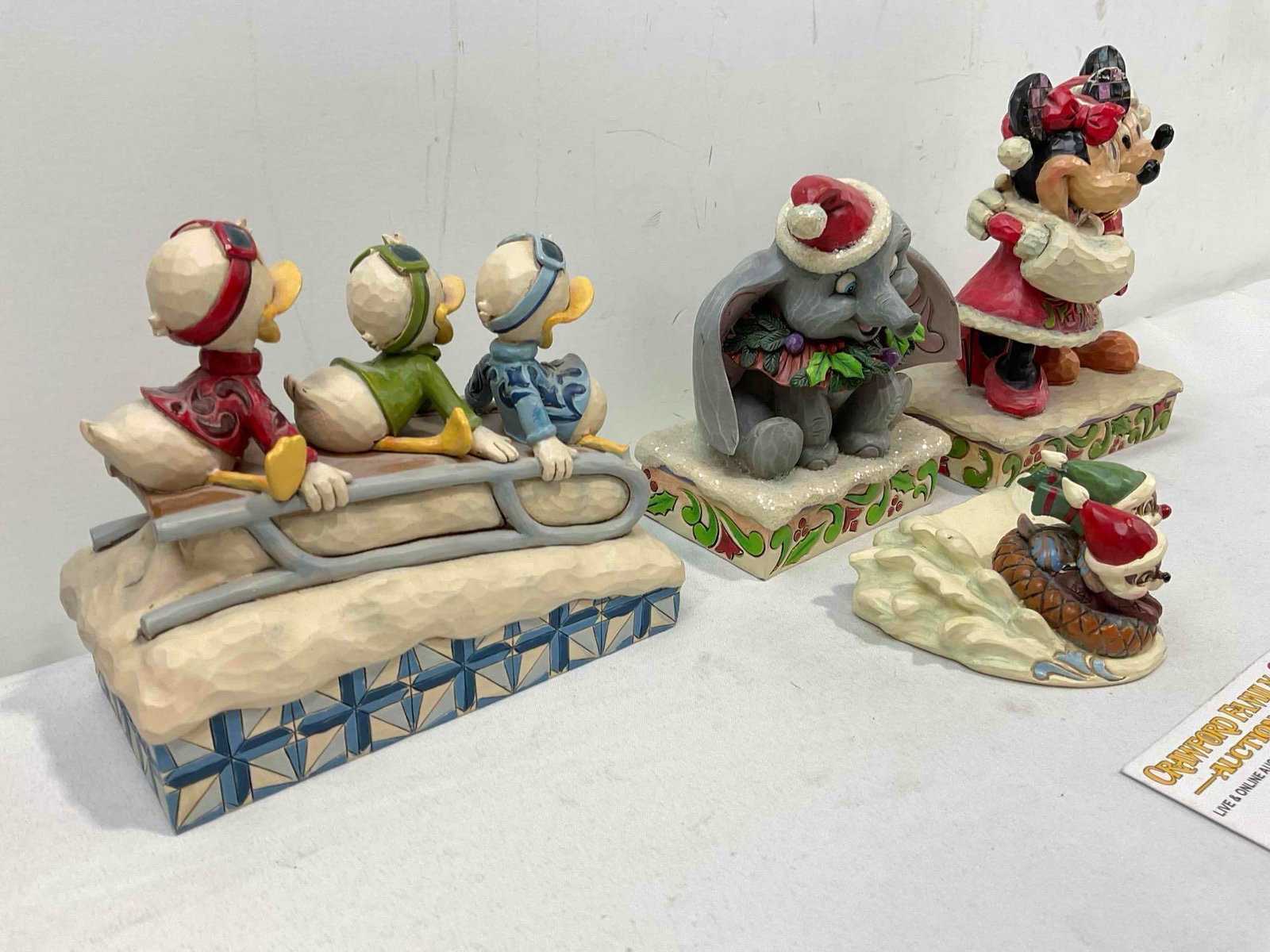 4 pcs Jim Shore ENESCO Disney Showcase Composite Christmas Decorative Figurines. - 3