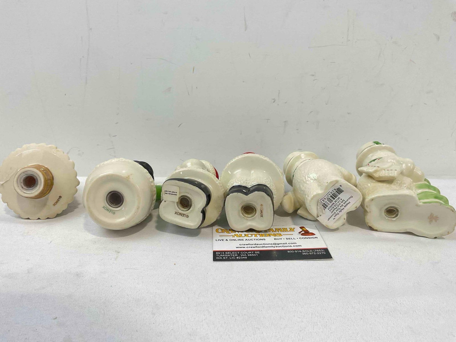 6 pcs Lenox Ceramic Christmas Themed Salt & Pepper Shakers. See pics. - 5