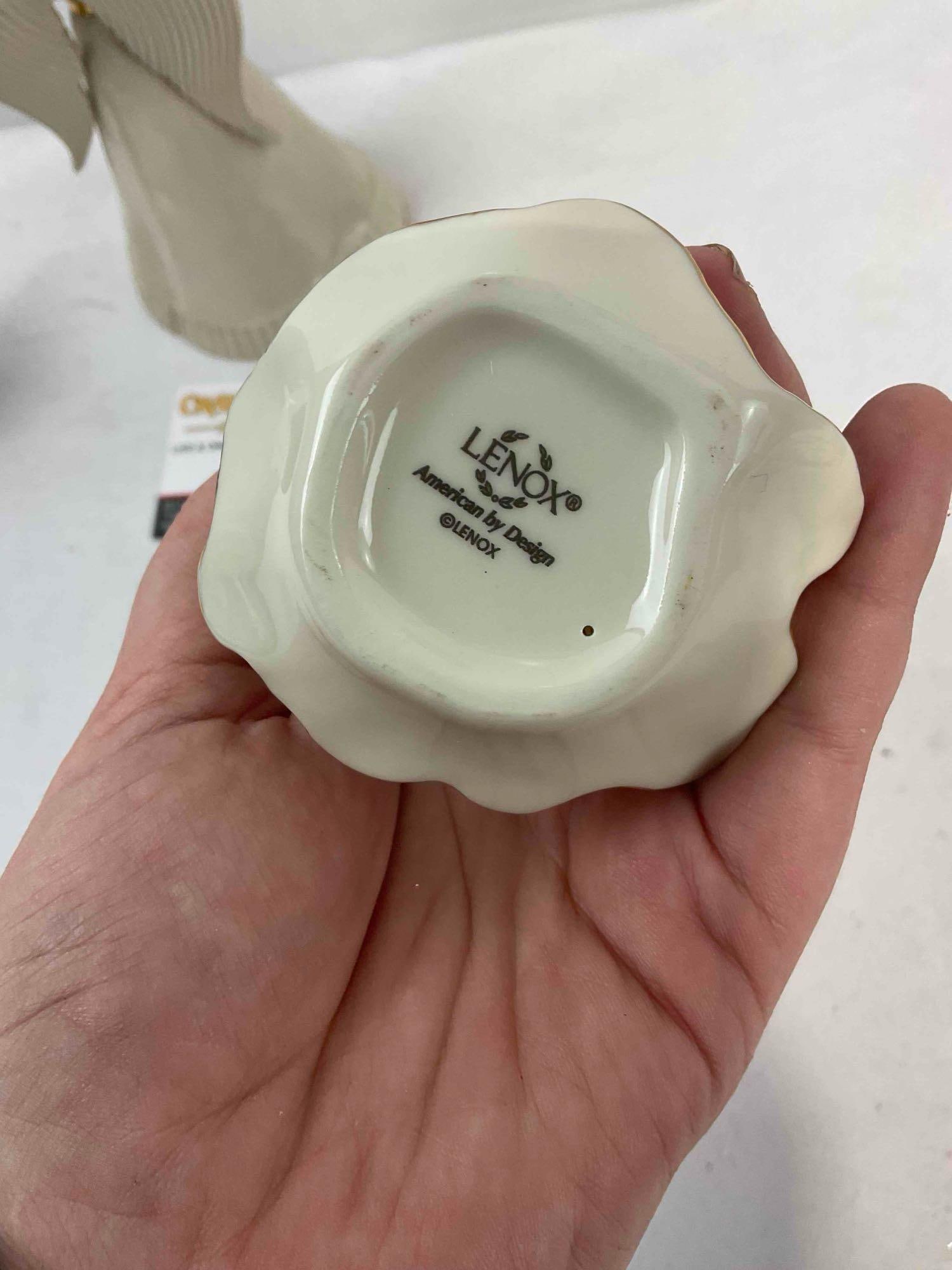 3 pcs Ceramic Christmas Decorative Assortment incl. Spode Bell, Lenox Bell & Ornament. - 7