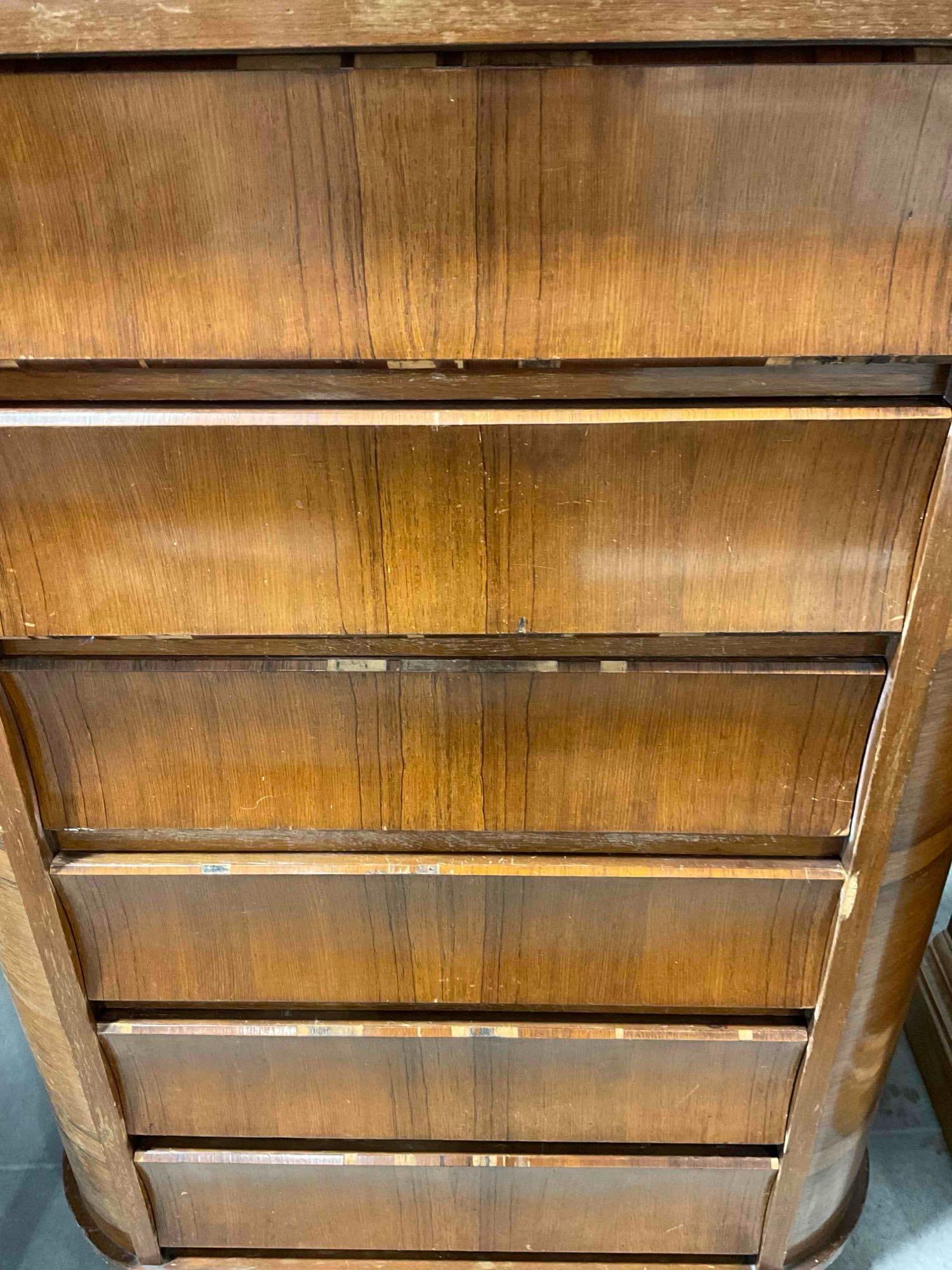 Vintage Saginaw Furni. Co. Art Deco Waterfall Style Walnut Veneer Tallboy Dresser w/ 6 Drawers. - 5