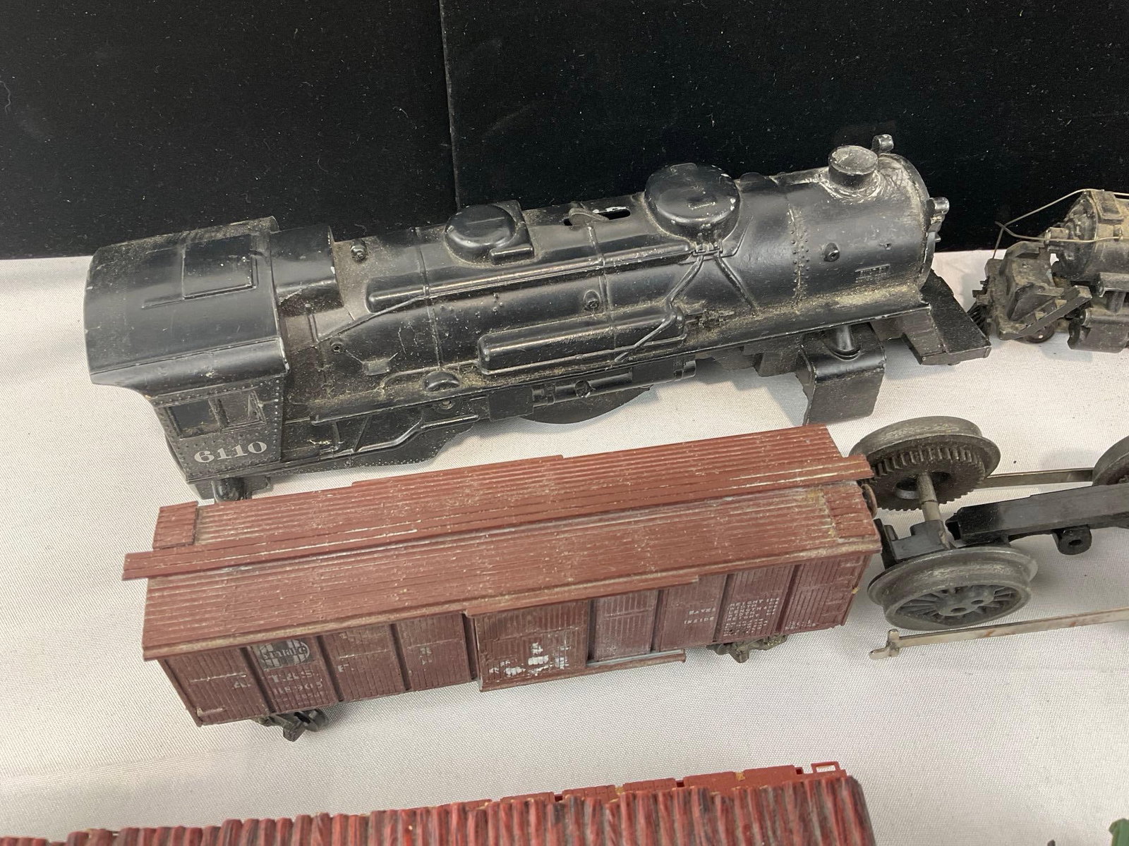 Vintage Train Pieces, Cars, some wear, Shell Oil Tanker, looks to be HO & O Scale - 3