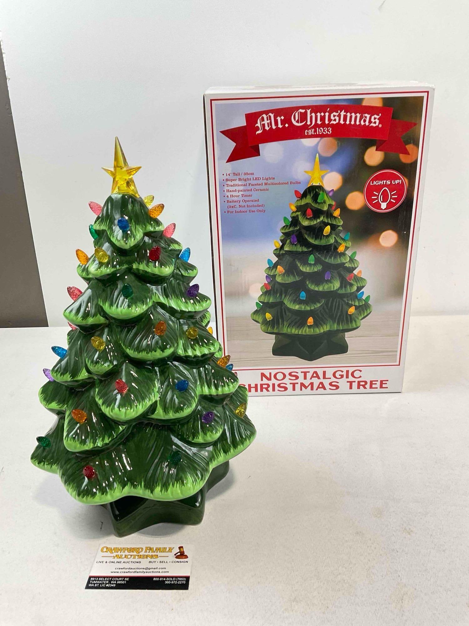 Mr. Christmas Nostalgic Ceramic Light Up Christmas Tree. Tested, Not Working, Needs Batteries.: Mr. Christmas Nostalgic Ceramic Light Up Christmas Tree. Tested, Not Working, Needs Batteries. Original box. Minor wear indicative of age and use, look to photos for condition. Fits in box measuring