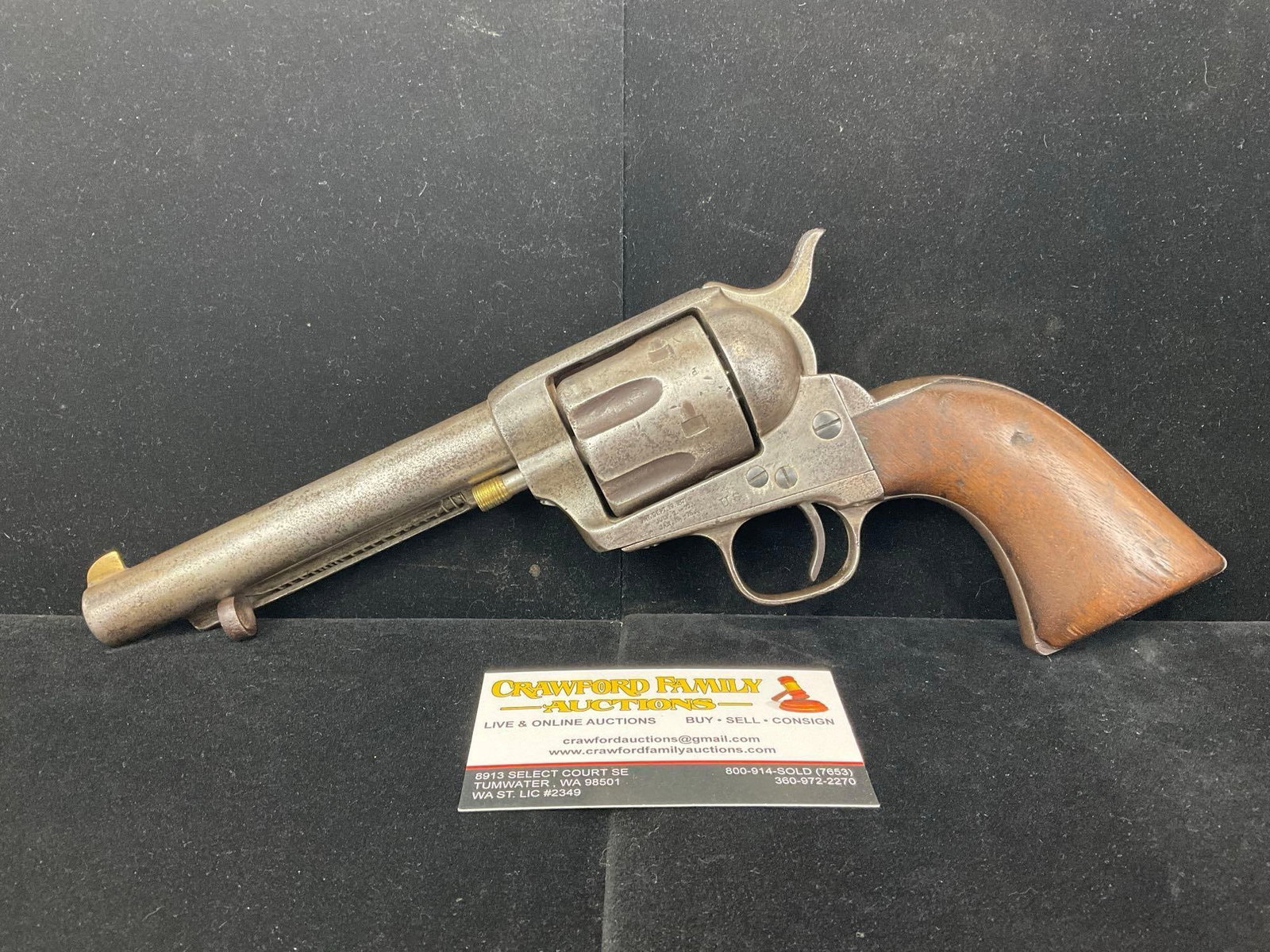 Antique 1870s Colt Gateload Revolver, 5.5 inch barrel, SN:44863: Appears to be in good shape. The barrel measures approx 5.5 inches. In total measures approx 12h x 3w x 6d inches. See pics. E-5360