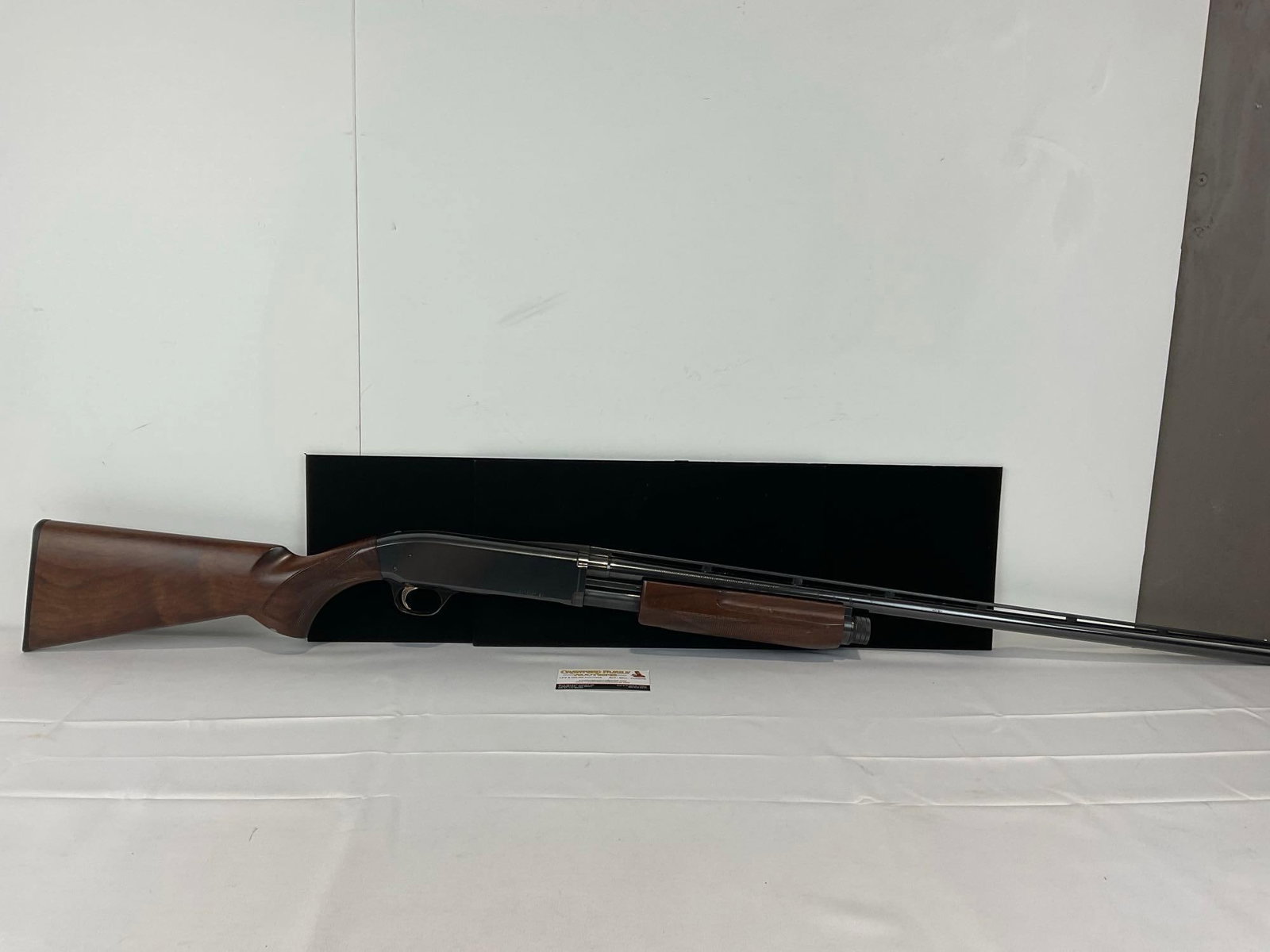 Browning Pump Action Shotgun, 20 Gauge, 28 inch barrel, SN:51733NP121 FFL (1 of 6)