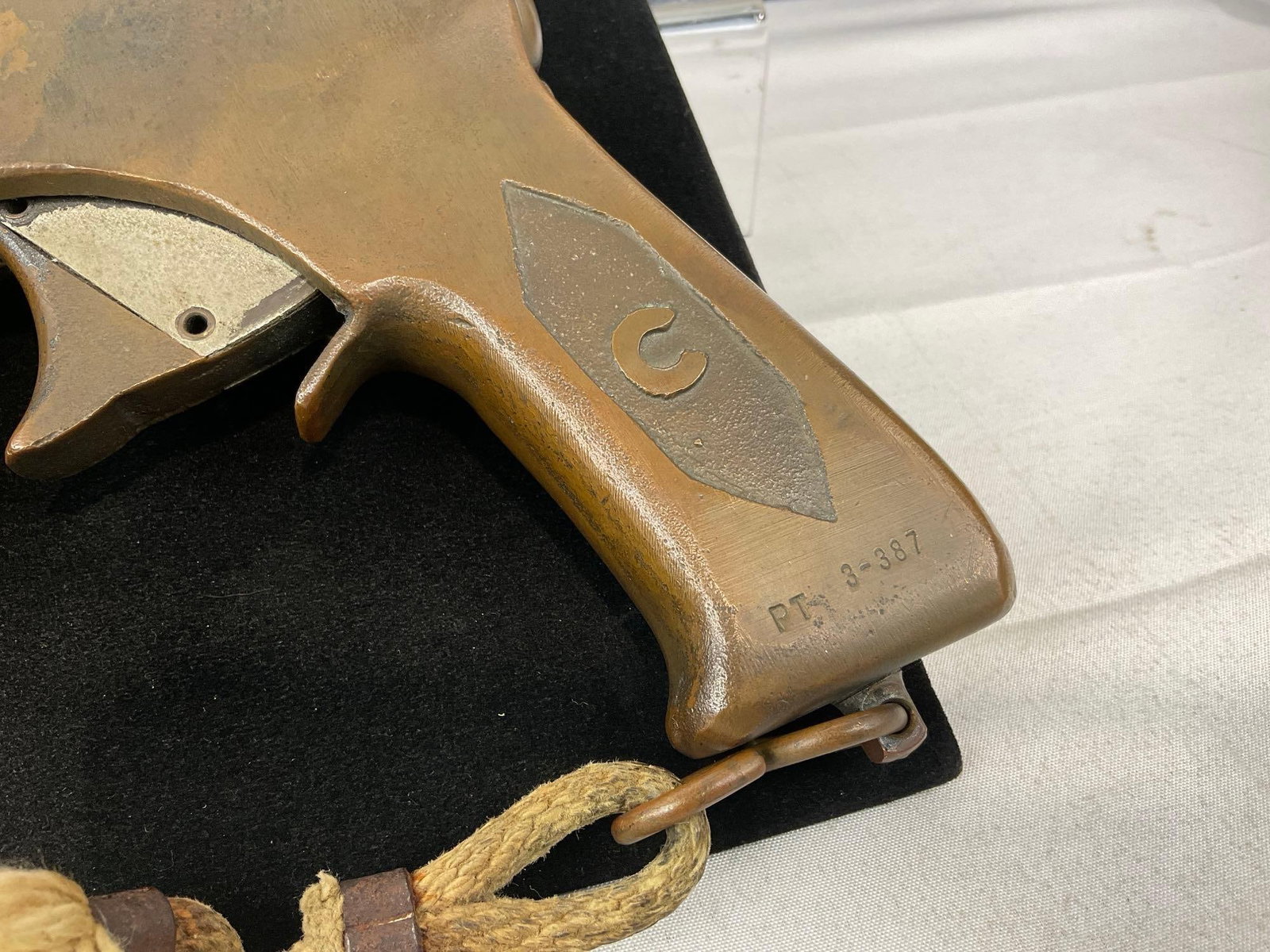 WWII Era Columbia Appl. Corp. model 3, 37mm bore, Brass & Steel Fare Gun - 2