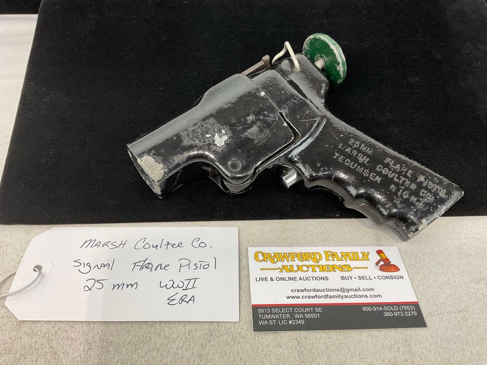 WWII Era Marsh Coulter Co. Signal Flare Pistol 25mm, Tecumseh M10: Appears to be in good shape. The barrel measures approx 3.5 inches. The piece measures approx 7h x 7w x 3d inches. See pics. E-6440