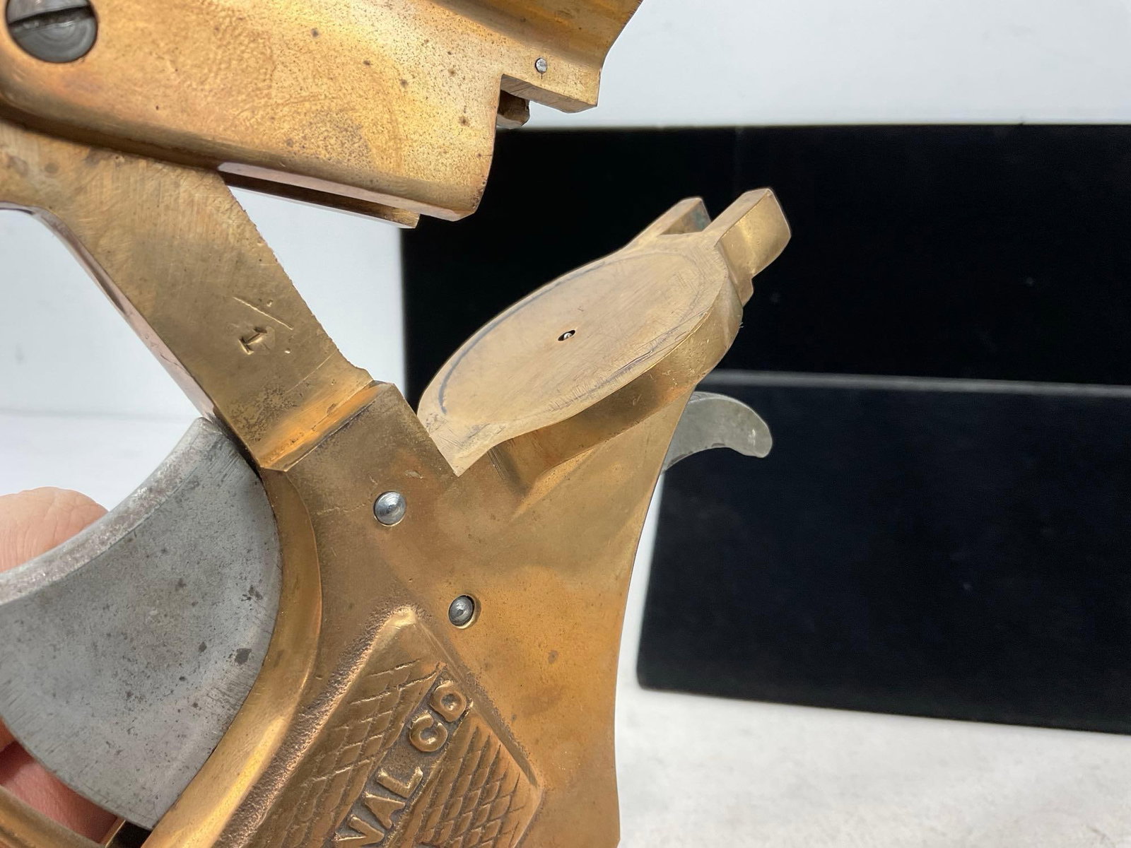 WWII 1944 International Flare Signal Co. model 52 37mm Flare Gun, Brass & Steel, SN:29061 - 7
