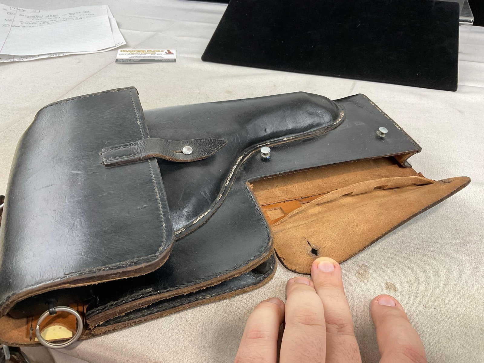 1966 East German LP1 Flare Gun, 26.5mm bore, Polymer w/Aluminum Barrel, w/Leather Case/Holster - 11