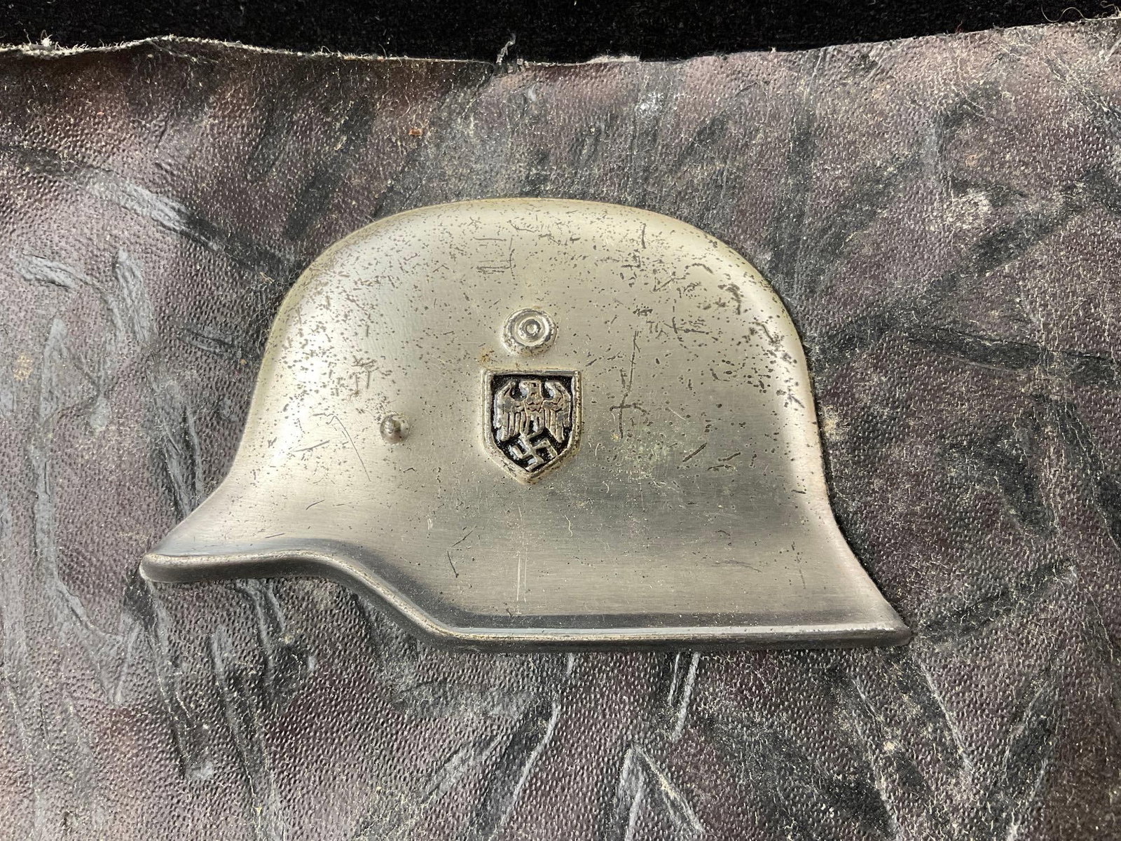 WWII Third Reich German Stahlhelm Miniature Insignia, Steel Helmet w/prongs, 4x3x2 inches - 2