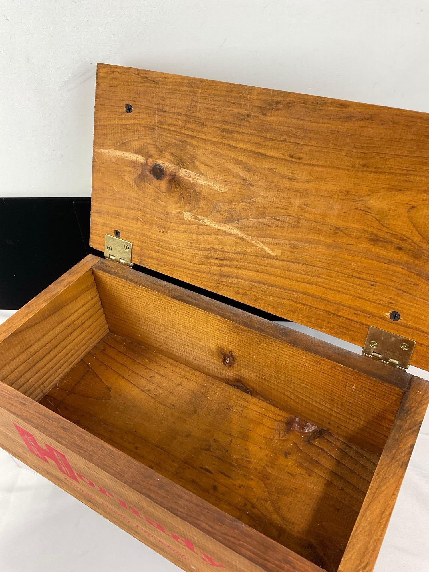 .405 Winchester Ammunition Crate, w/Teddy Roosevelt Illustration on top, 8x16x9 inches - 3