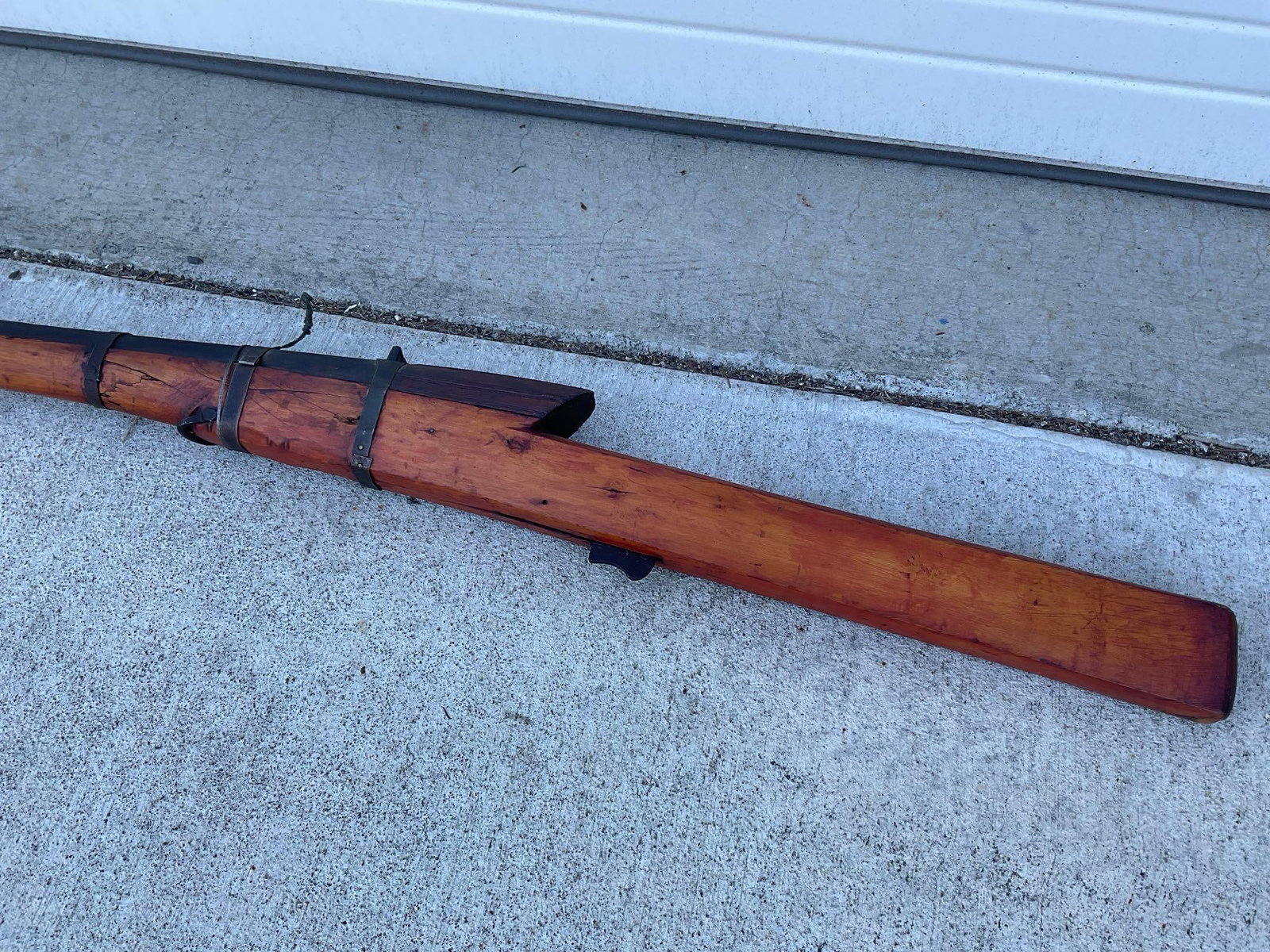 Huge Indian? Matchlock Wall/Rampart Gun, Black Powder, Primitive style stock w/Cast Iron Barrel - 3