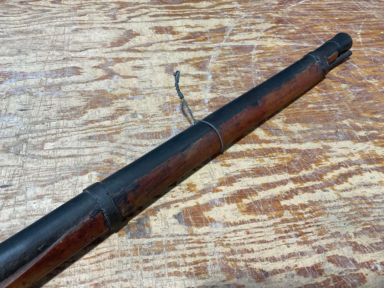 Huge Indian? Matchlock Wall/Rampart Gun, Black Powder, Primitive style stock w/Cast Iron Barrel - 9