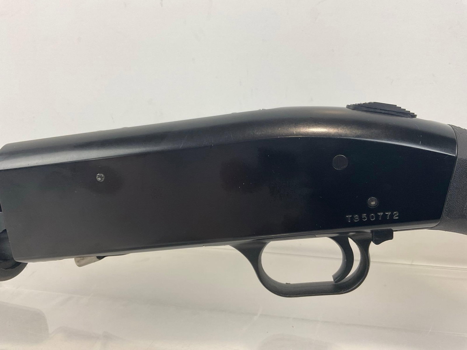 Mossberg 500A 12 Gauge Pump Shotgun w/ case, 21 inch barrel SN: T350772 FFL - 4