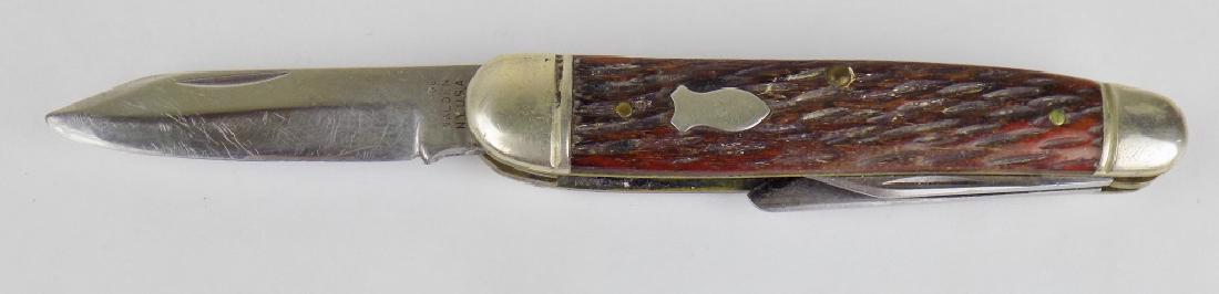 SCHRADE FOLDING POCKET KNIFE: SPEAR BLADE, 2 SIZES OF PEN BLADES. 4" CLOSED, 6" OPEN.