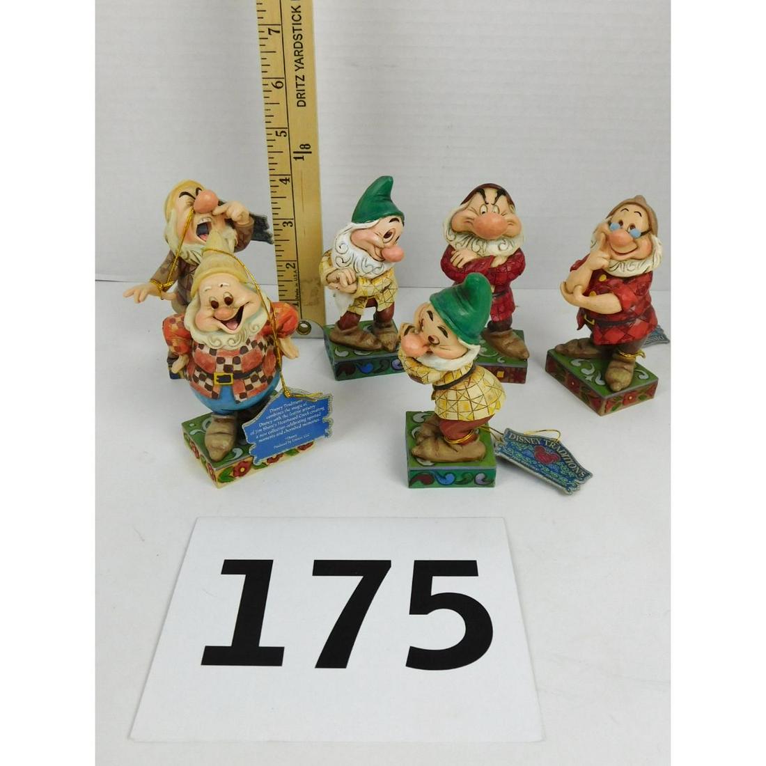 SEVEN DWARFS FIGURINES: A LOT OF 6 OUT OF 7 JIM SHORE DISNEY SHOWCASE SNOW WHITE AND THE SEVEN DWARFS FIGURINES.