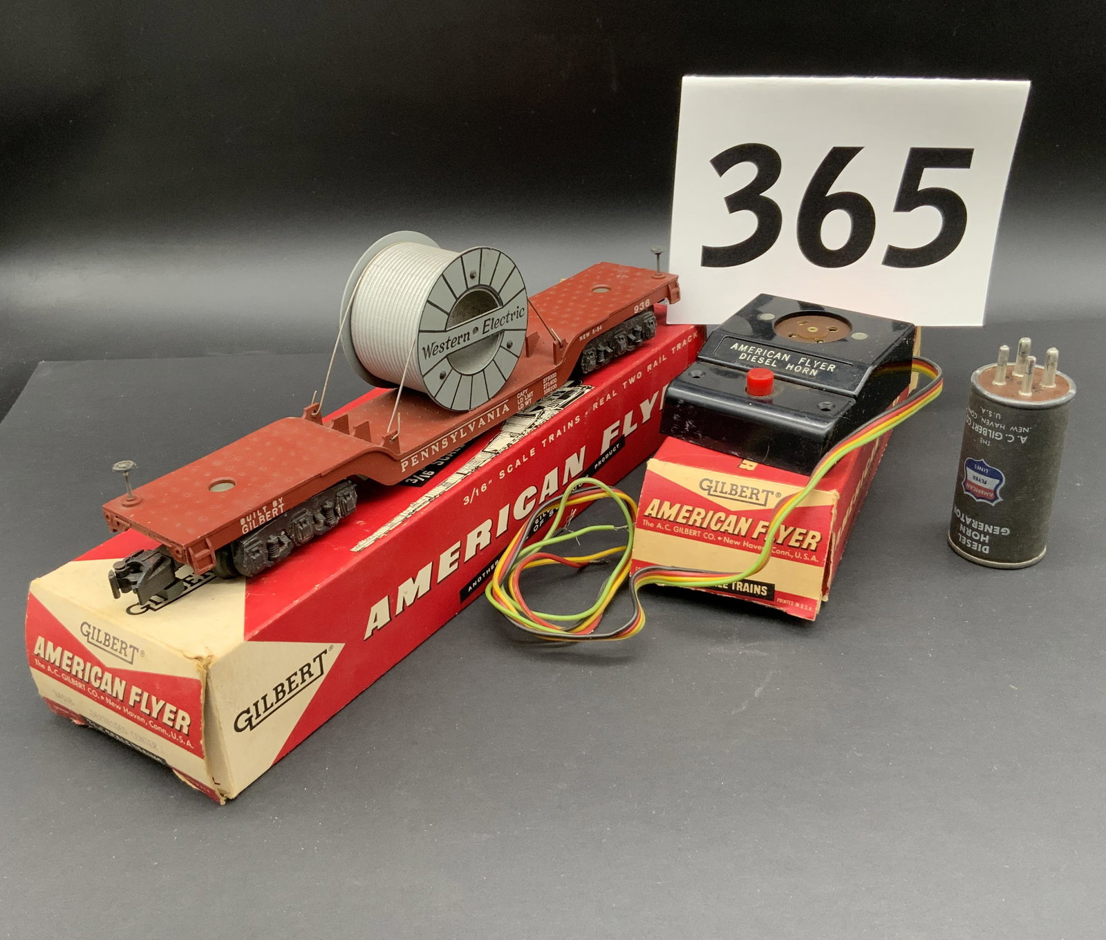AMERICAN FLYER 74518 DEPRESSED CENTER WESTERN ELECTRIC CAR WITH DIESEL HORN. (1 of 3)