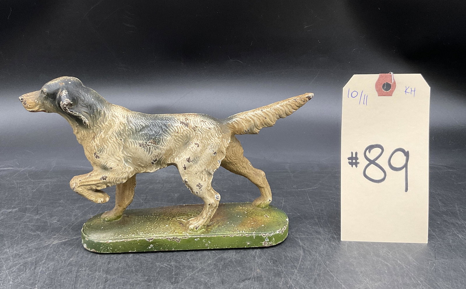 HUBLY CAST IRON ENGLISH POINTER/SETTER FIGURINE.: HUBLY CAST IRON ENGLISH POINTER/SETTER FIGURINE. MEASURES 8"W X 5"H.