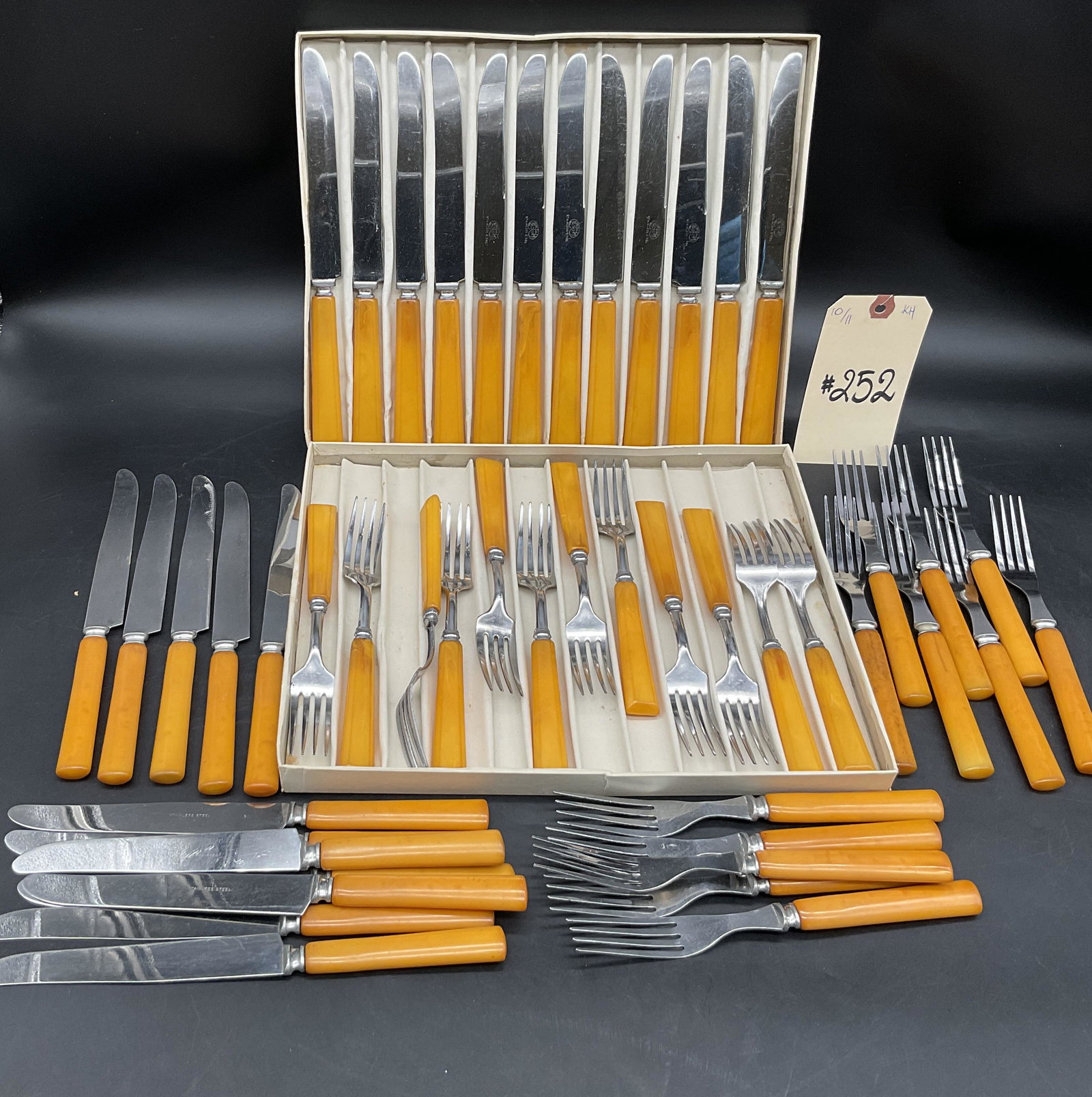 BOKER BAKELITE HANDLED FLATWARE SET. (1 of 3)