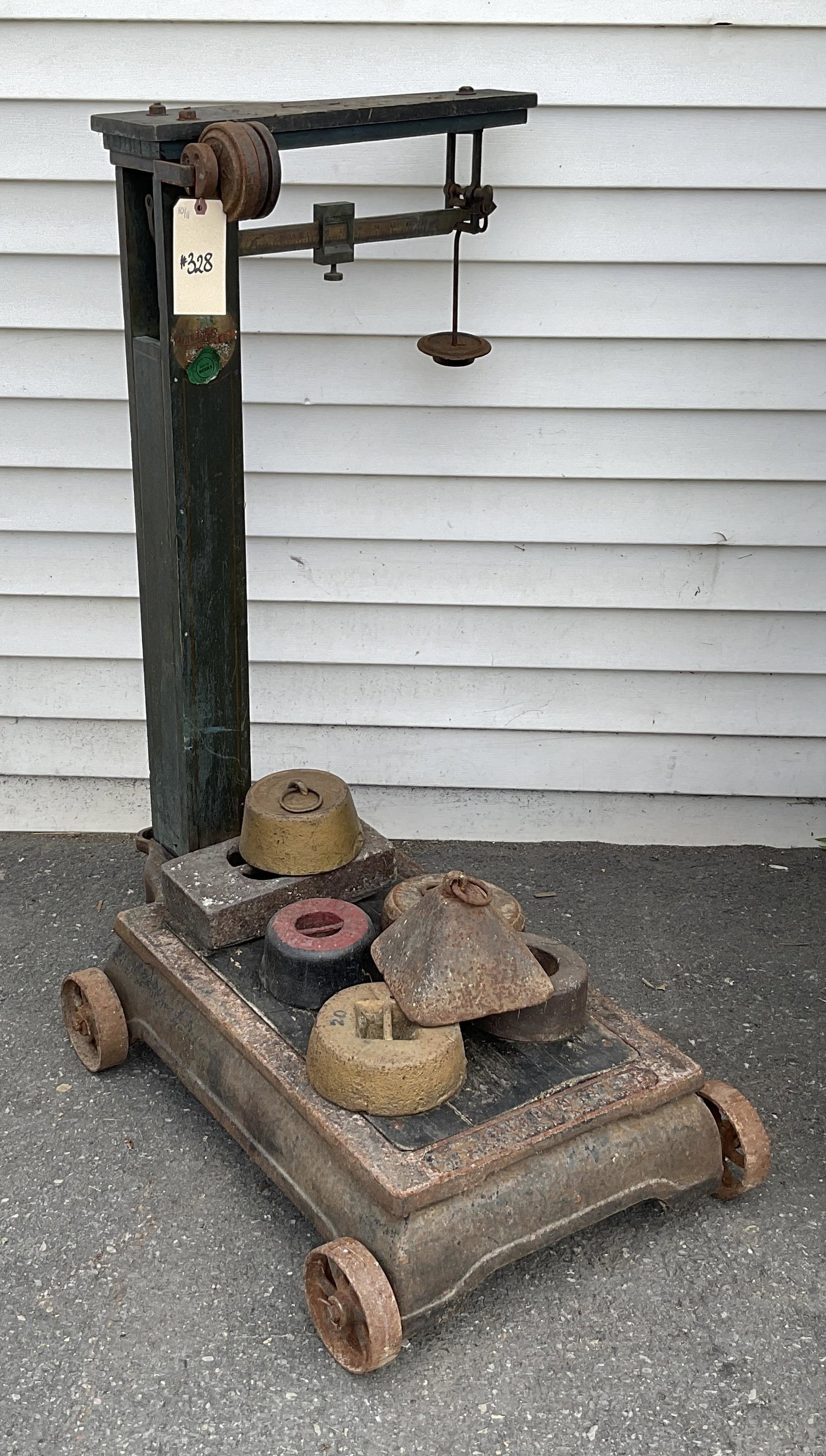 VINTAGE FAIRBANKS MECHANICAL SCALE WITH ASSORTED WEIGHTS. (1 of 3)