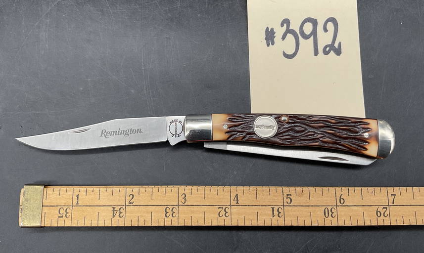Remington R12 Folding Pocket Knife.