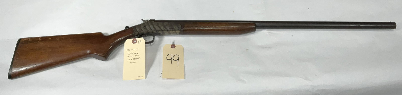 H AND R MODEL 1908 12GA SINGLE SHOT SHOTGUN.: H AND R MODEL 1908 12GA SINGLE SHOT SHOTGUN. BACKGROUND CHECK REQUIRED.