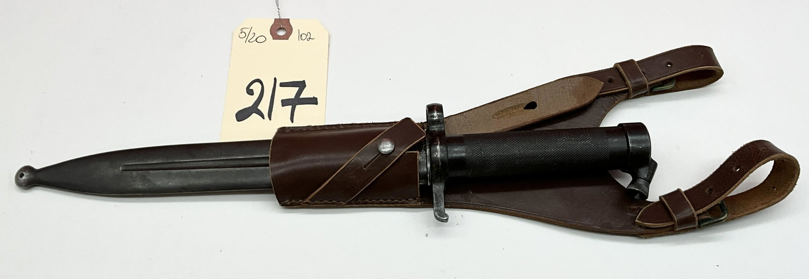 SWEDISH M1896 BAYONET WITH LEATHER FROG.: SWEDISH M1896 BAYONET WITH LEATHER FROG. MEASURES 13.5"L