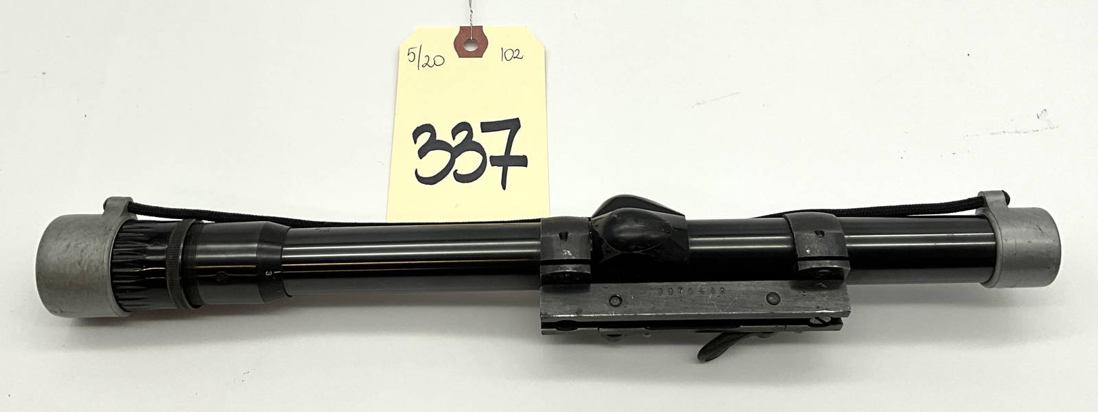Weaver V22 Rifle Scope With Mount. Auction