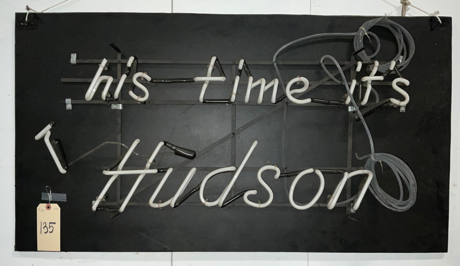 NEON HUDSON SIGN (1 of 1)