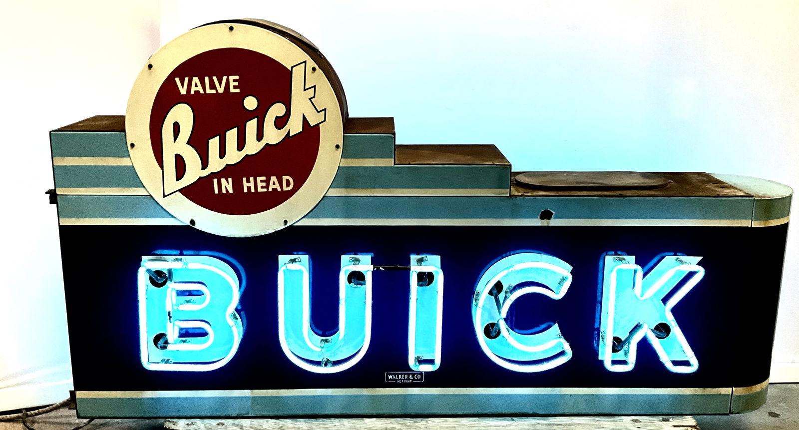 VINTAGE NEON  BUICK VALVE-IN-HEAD DOUBLE-SIDED PORCELAIN-ENAMEL NEON SIGN (1 of 5)