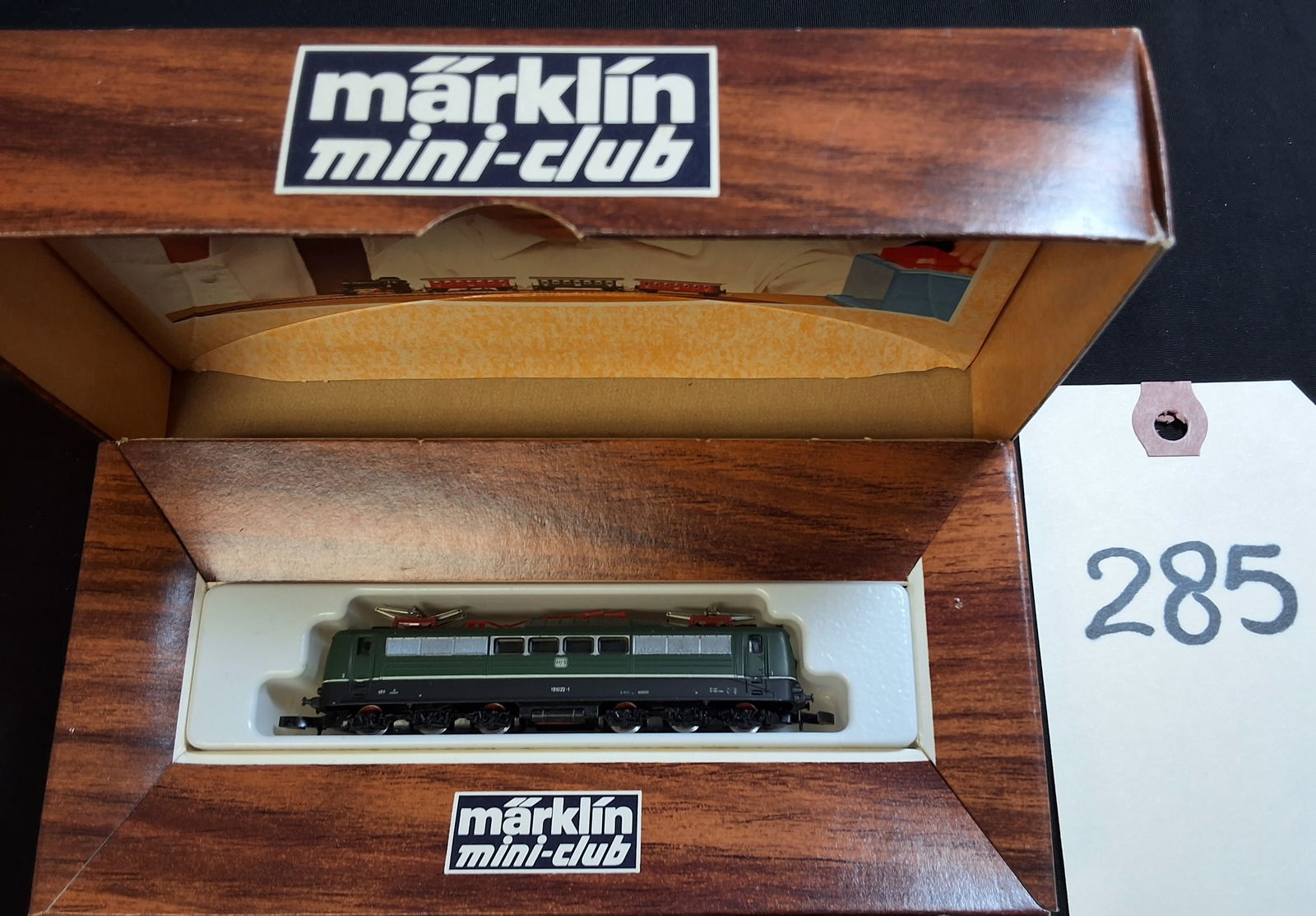 N Scale Marklin Mini-Club Trolley Car (1 of 3)