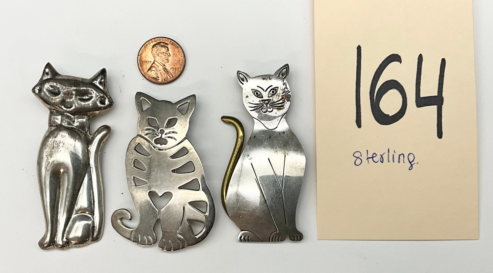 THREE STERLING SILVER MEXICAN CAT BROOCHES (1 of 3)